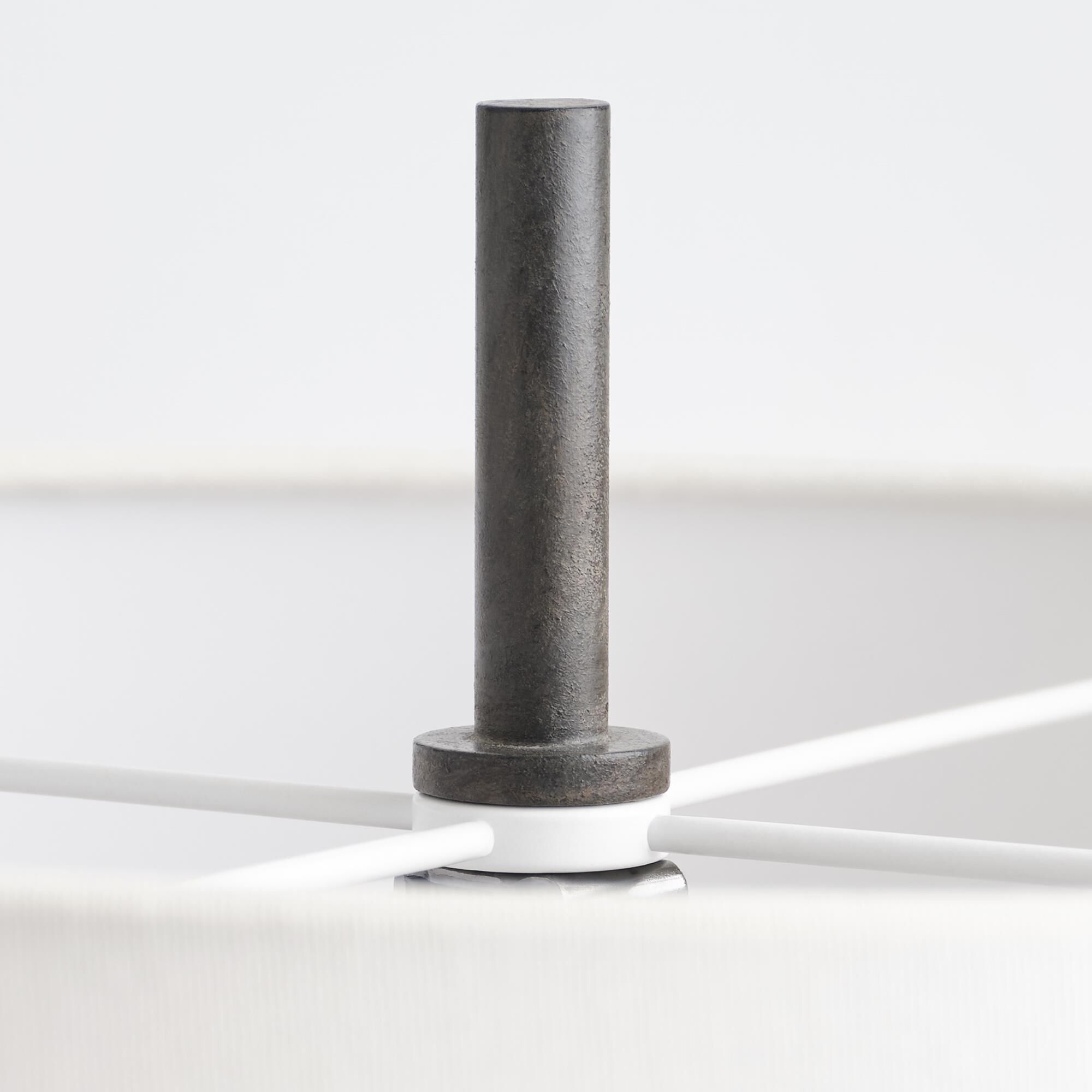 Shown in Garden Bronze finish and Linen shade