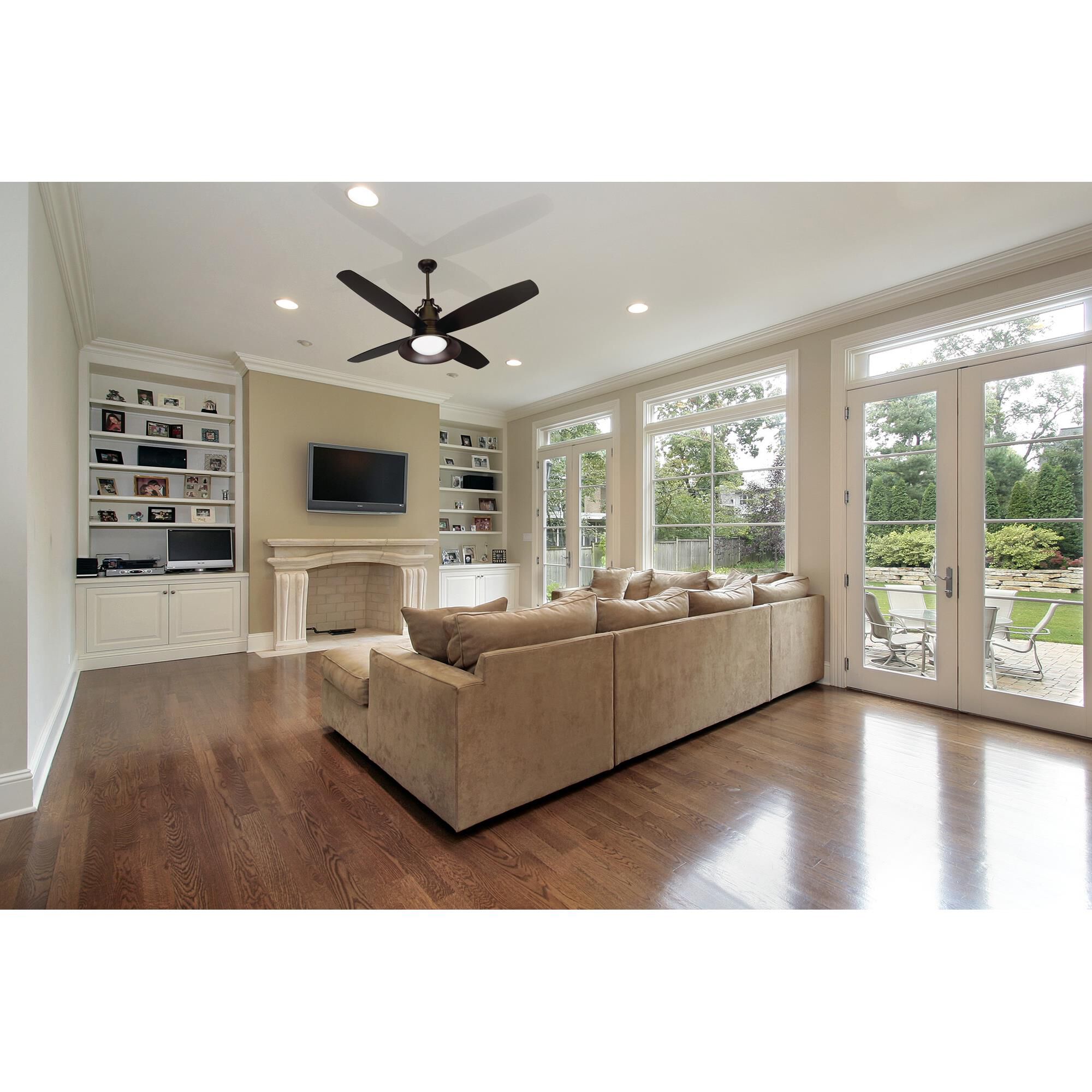 Shown in Satin Aluminum finish and 0.0 glass and 0.0 shade