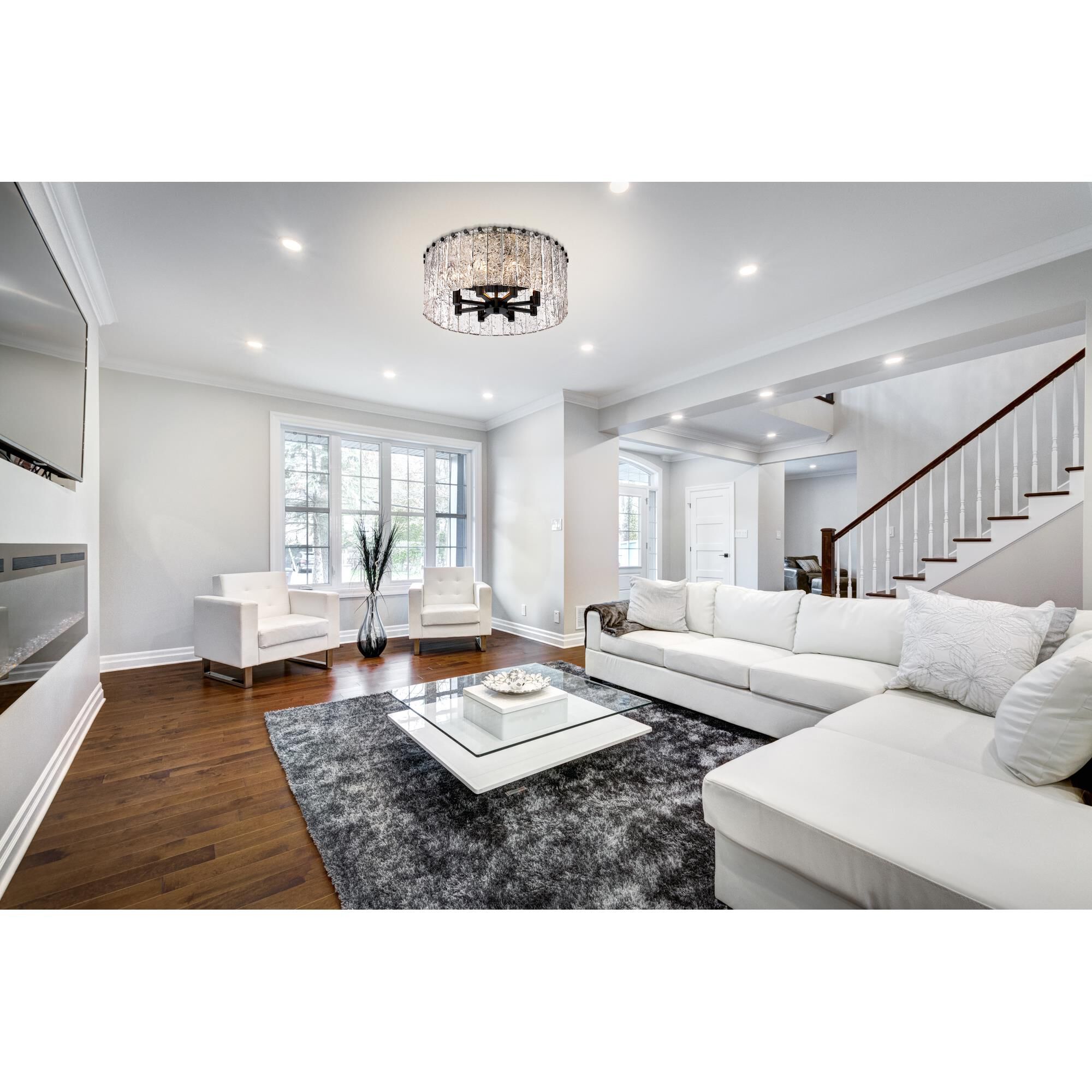 Shown in Matte Black finish and Clear glass