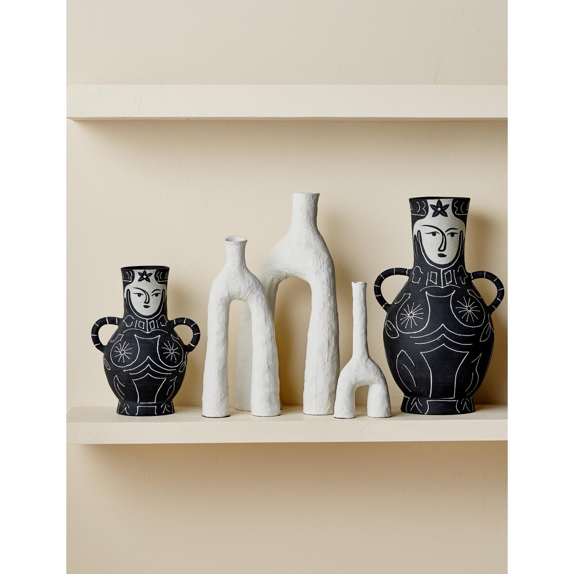 Saint-Paul-De-Vence Vase-Urn by Currey and Company