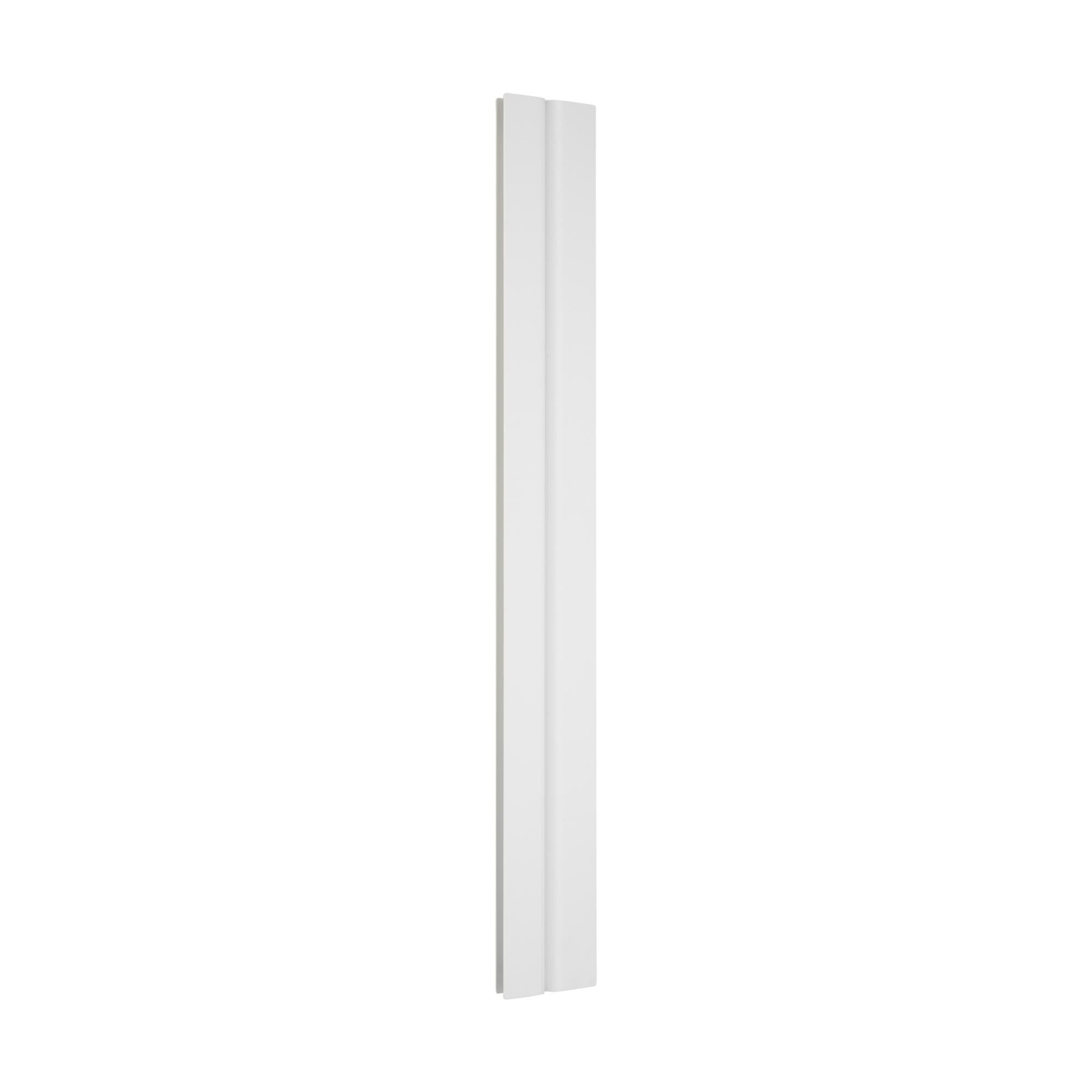 Shown in Matte White finish and Aluminum shade