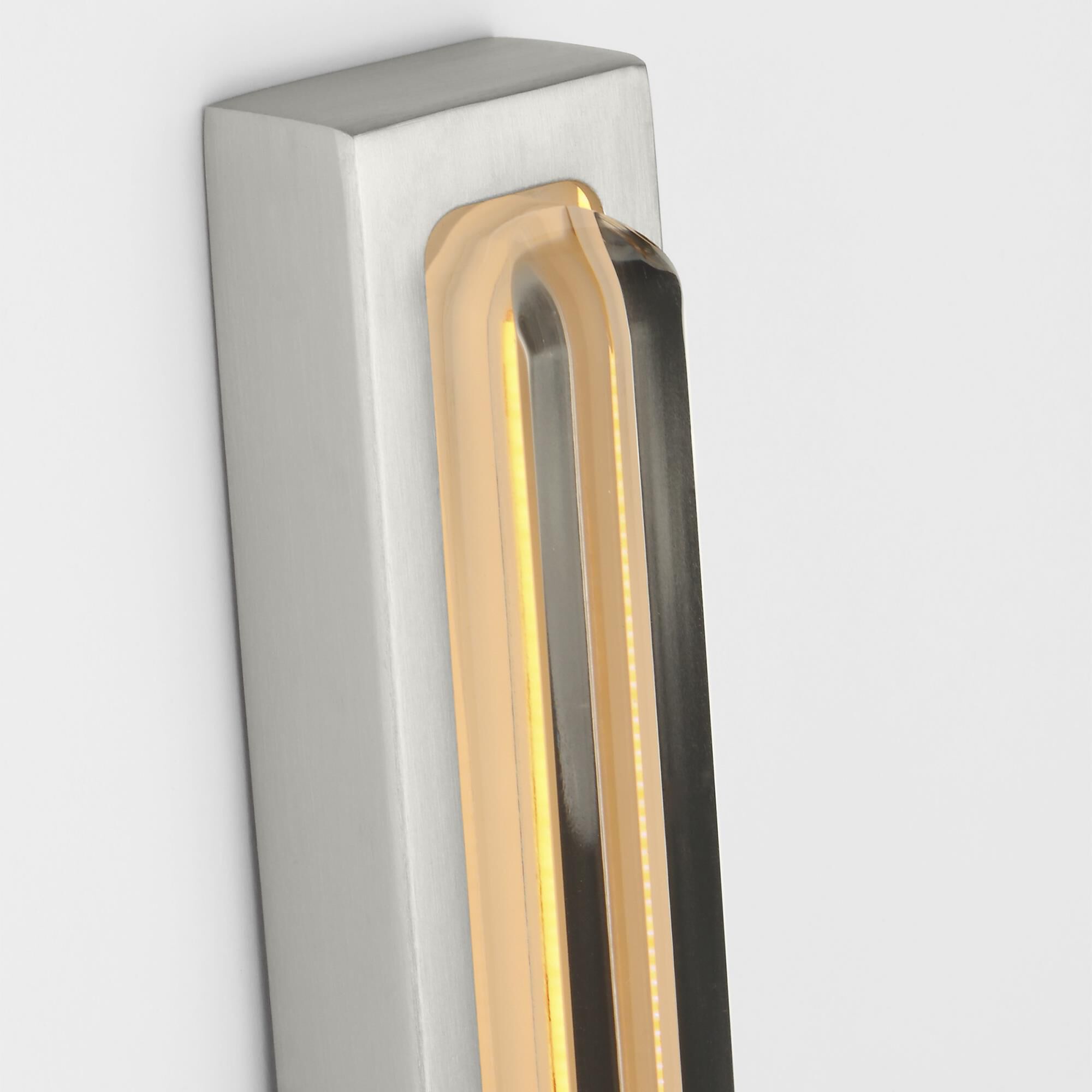 Shown in Satin Nickel finish and Clear Crystal glass