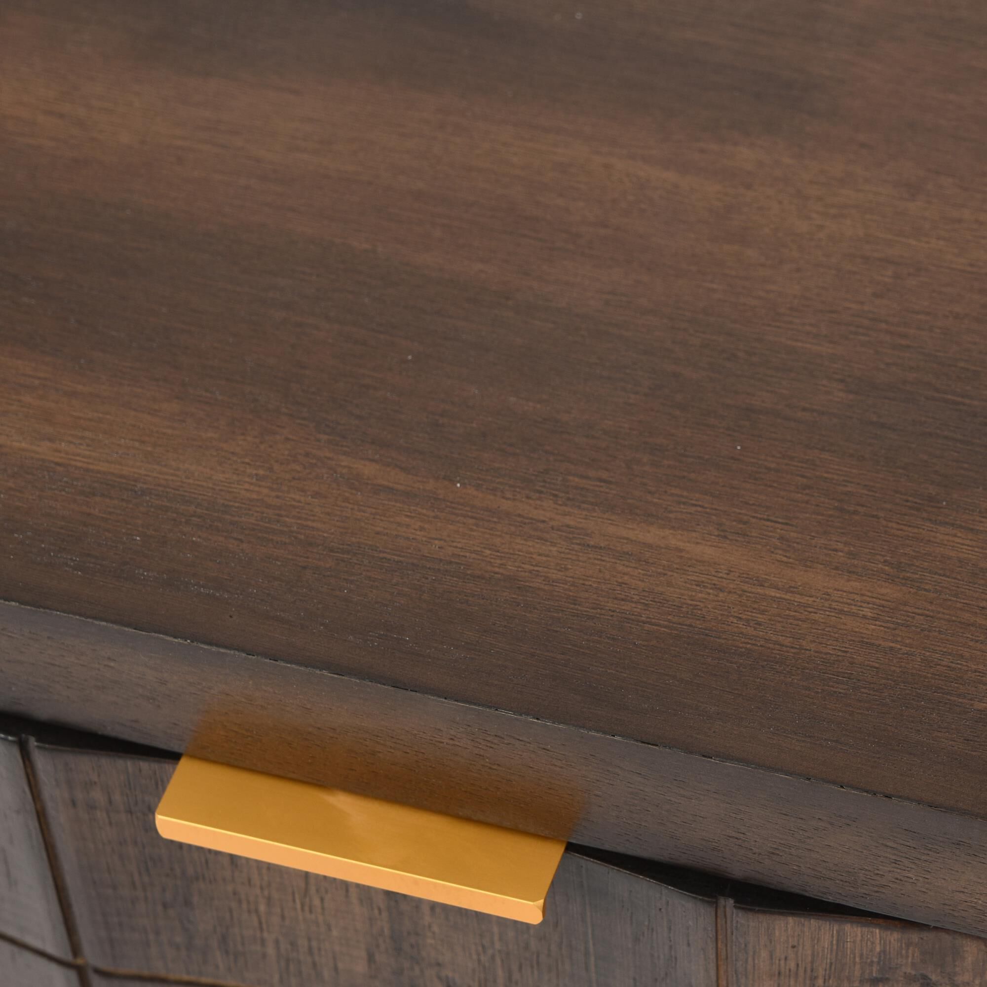 Shown in Espresso Walnut Noir finish