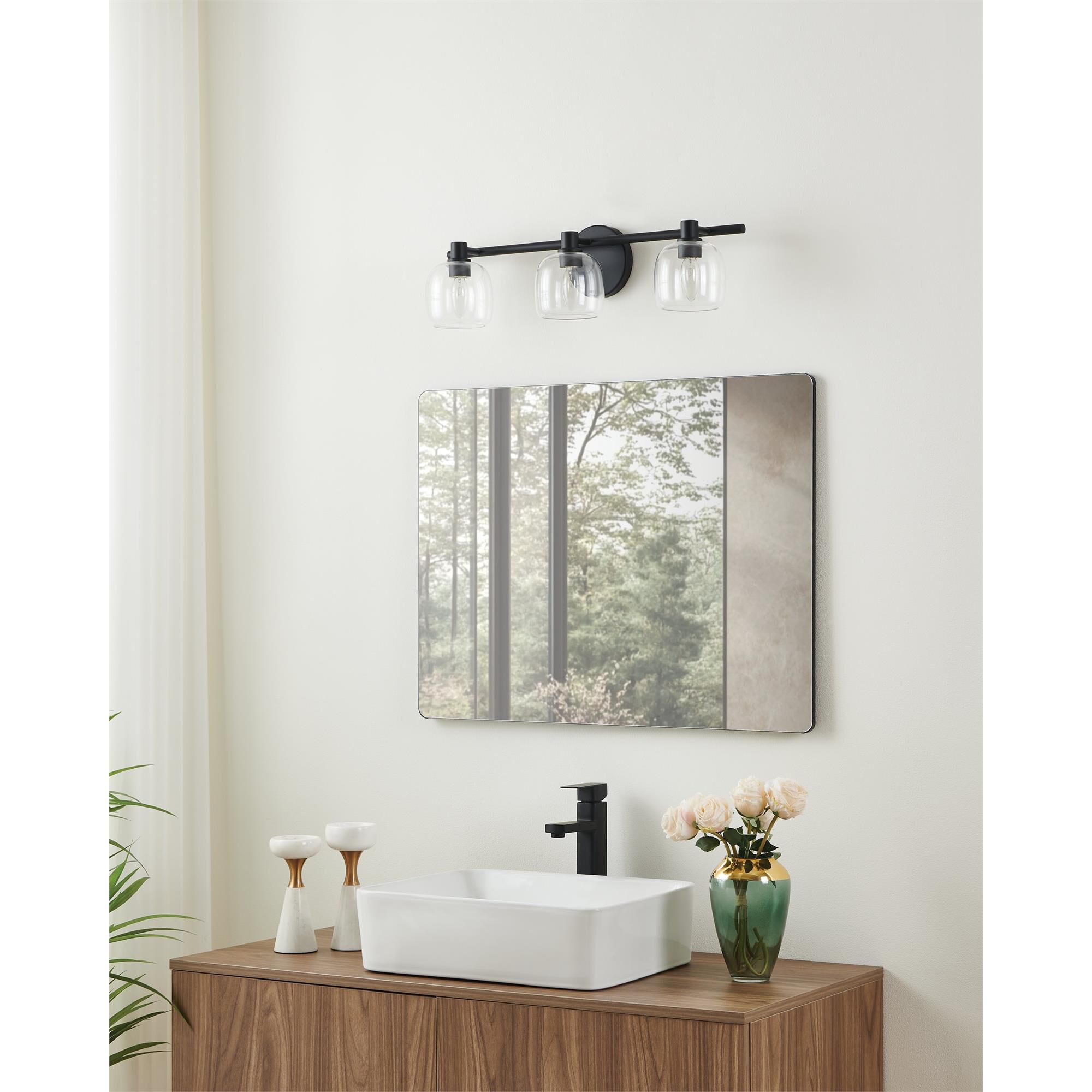 Shown in Matte Black finish and Clear glass