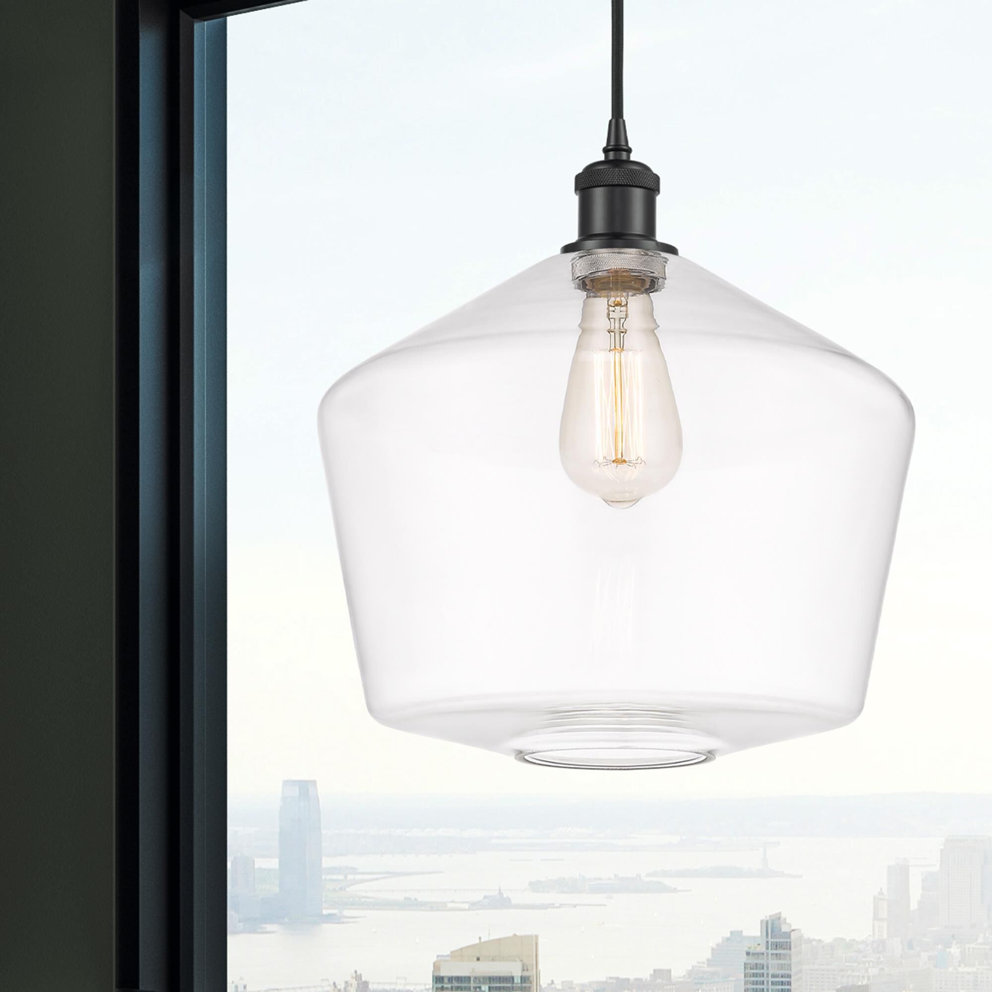 Shown in Matte Black finish and Clear glass