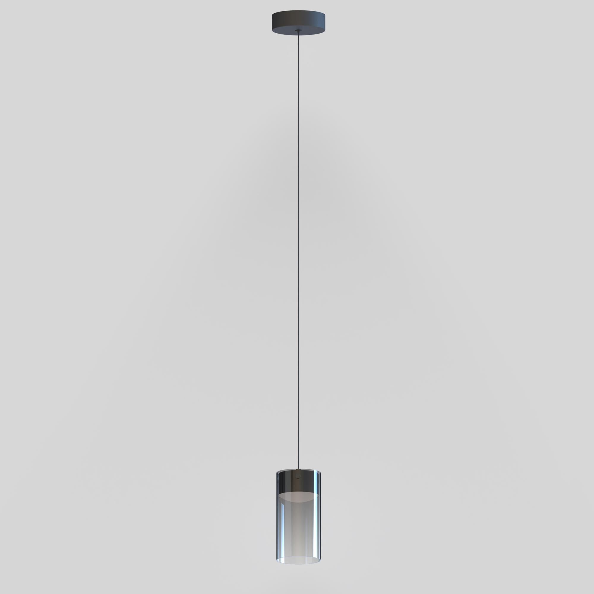 Shown in Gunmetal finish and Graduating Smoke glass