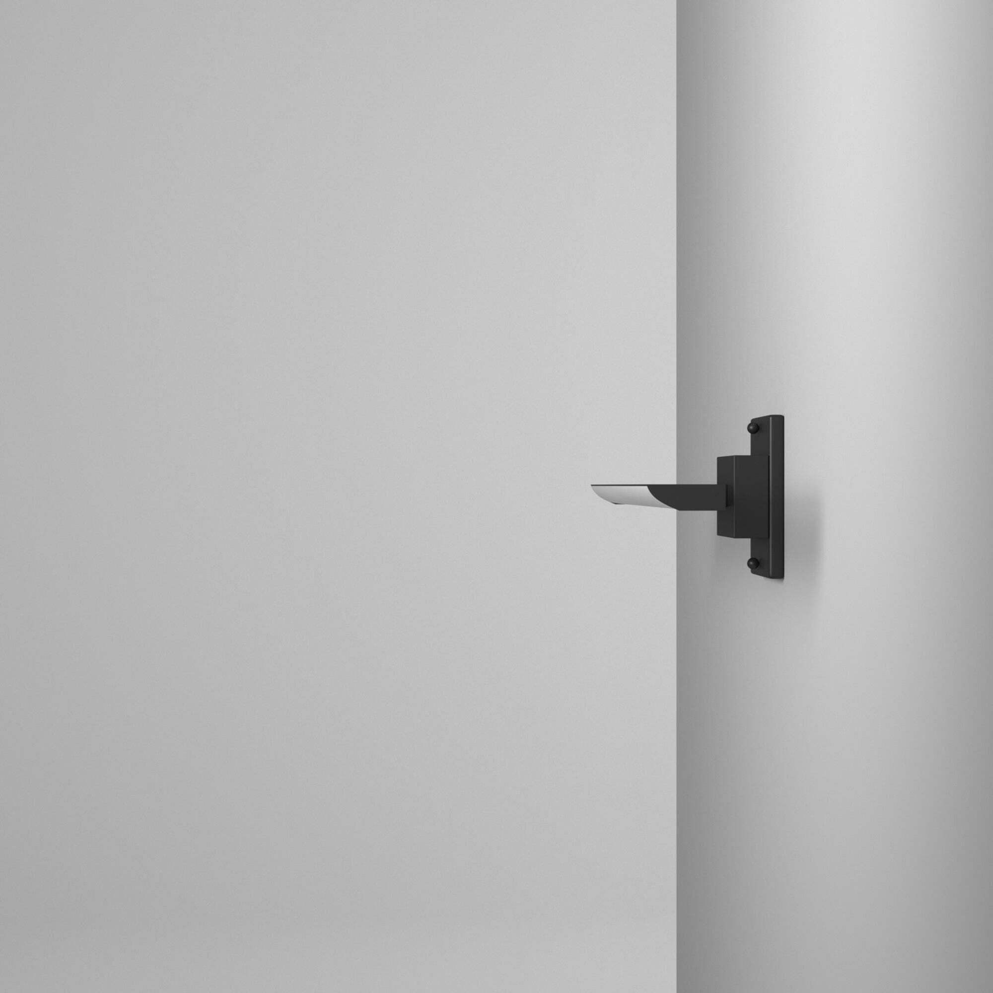 Shown in Matte Black finish and Rectangle shade