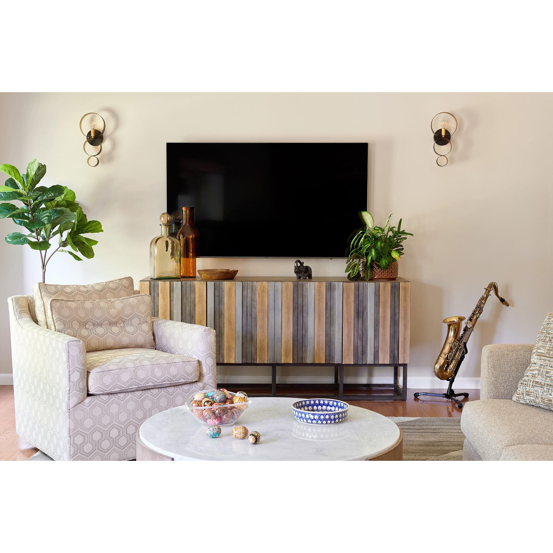 Shown in English Bronze + Antique Gold finish