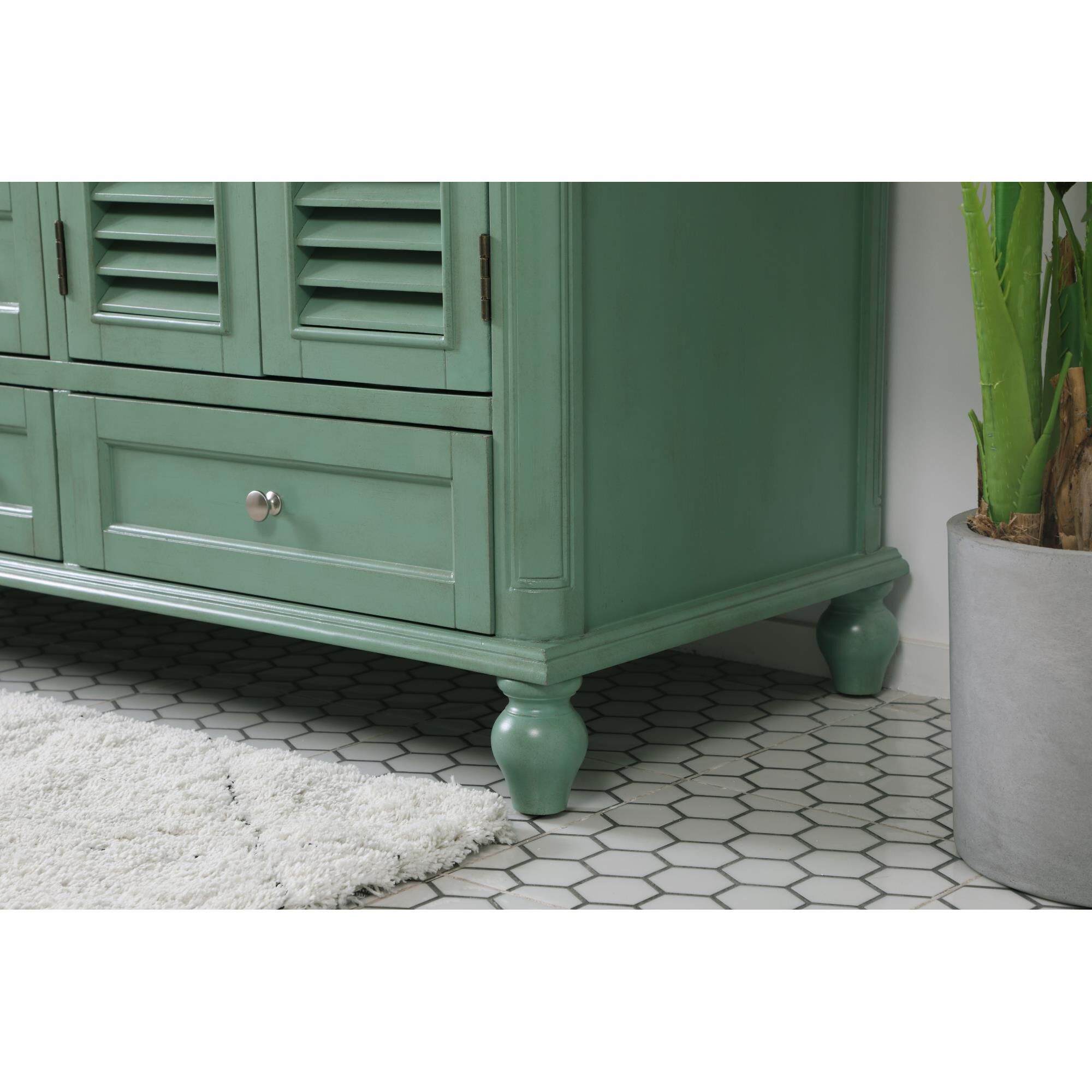 Shown in Vintage Mint finish