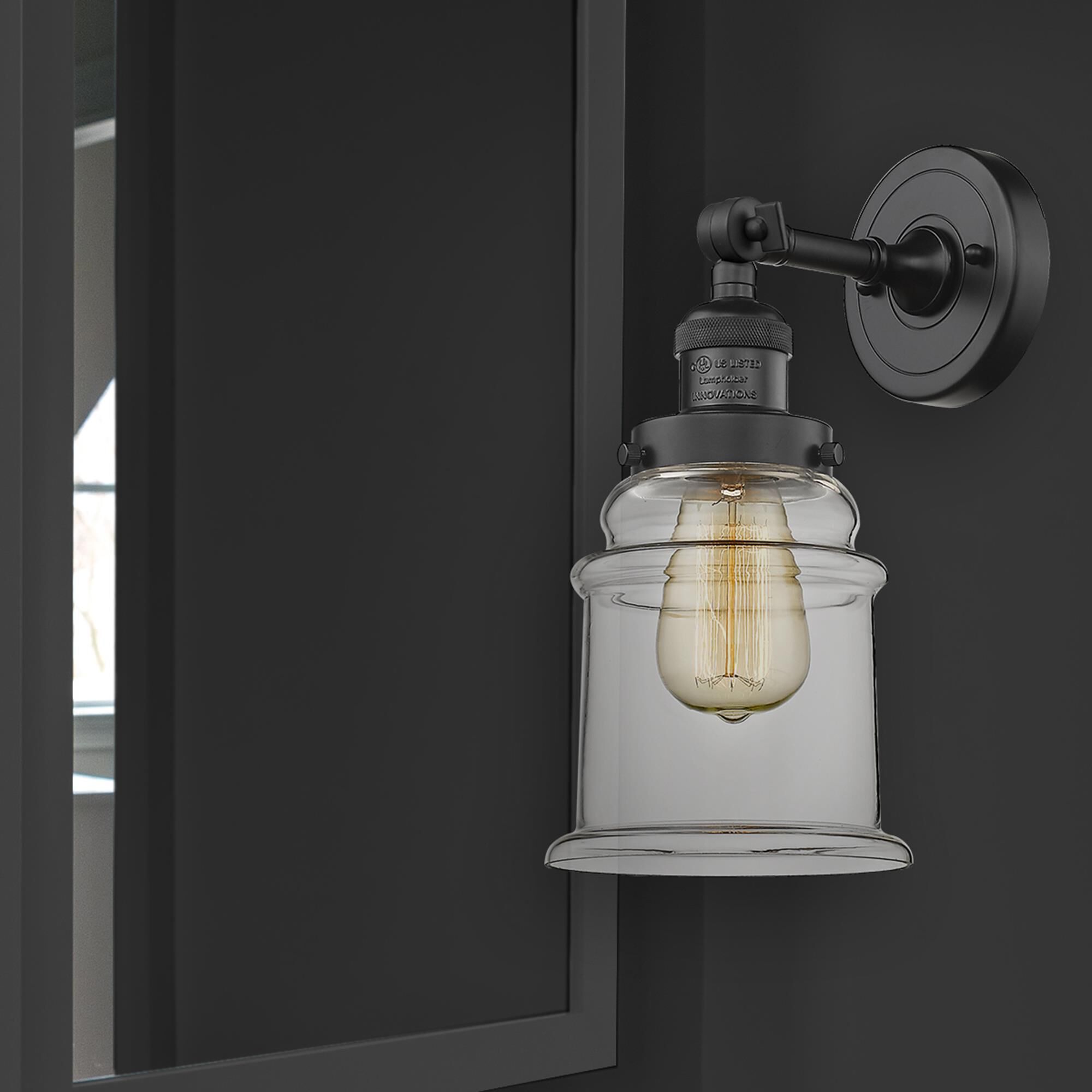 Shown in Matte Black finish and Clear glass