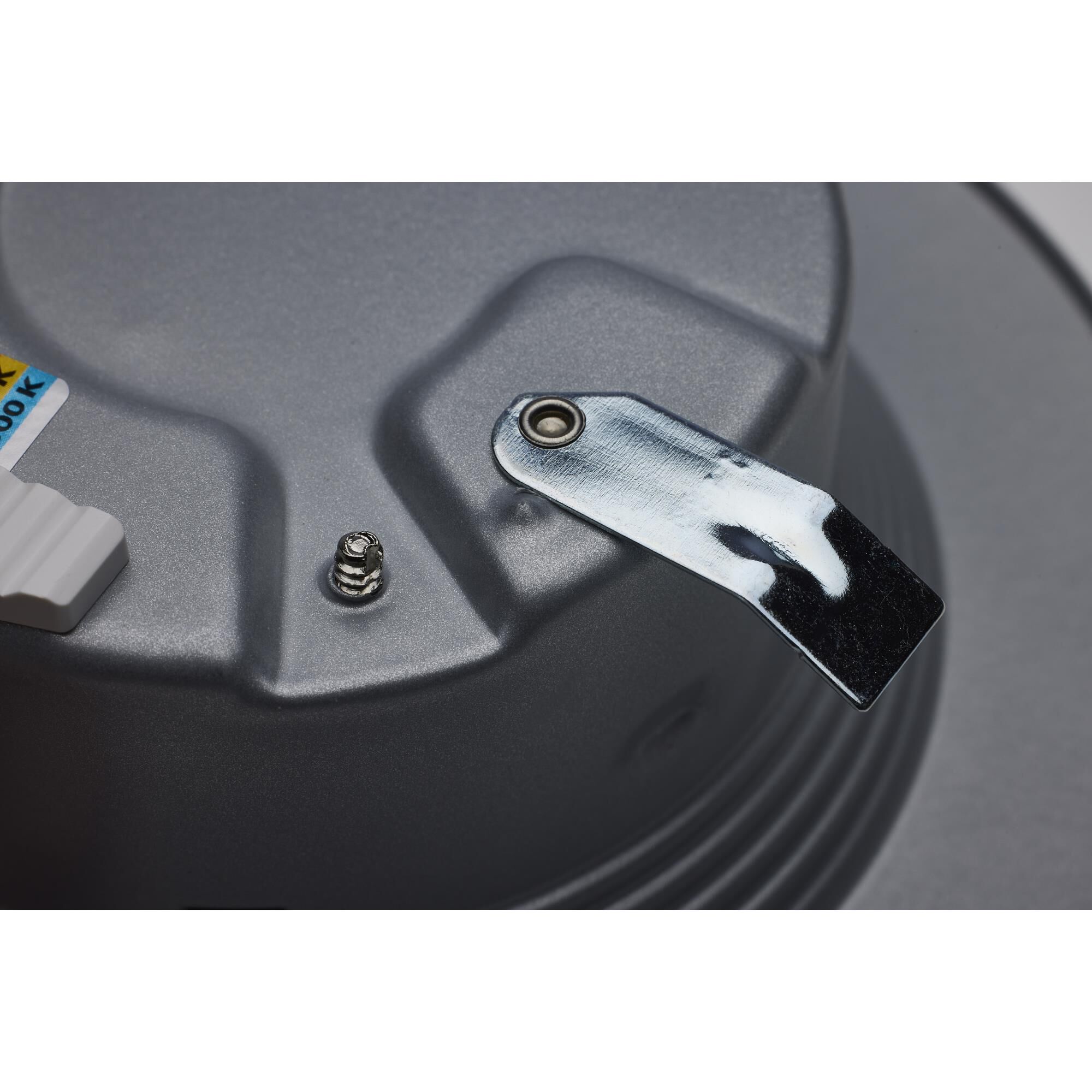 5 Inch LED Recessed Lighting Trim by Satco