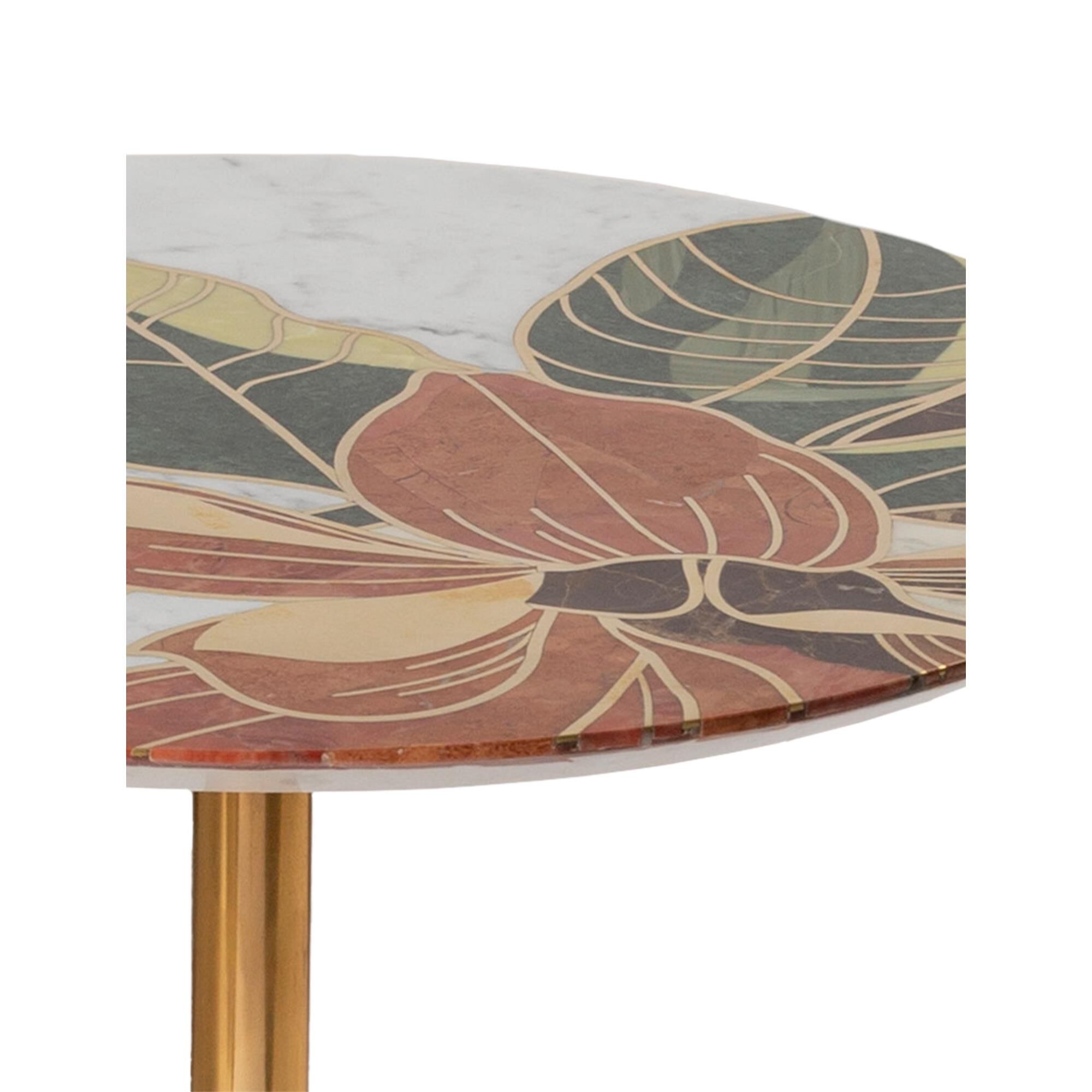 Shown in Natural and Brass finish