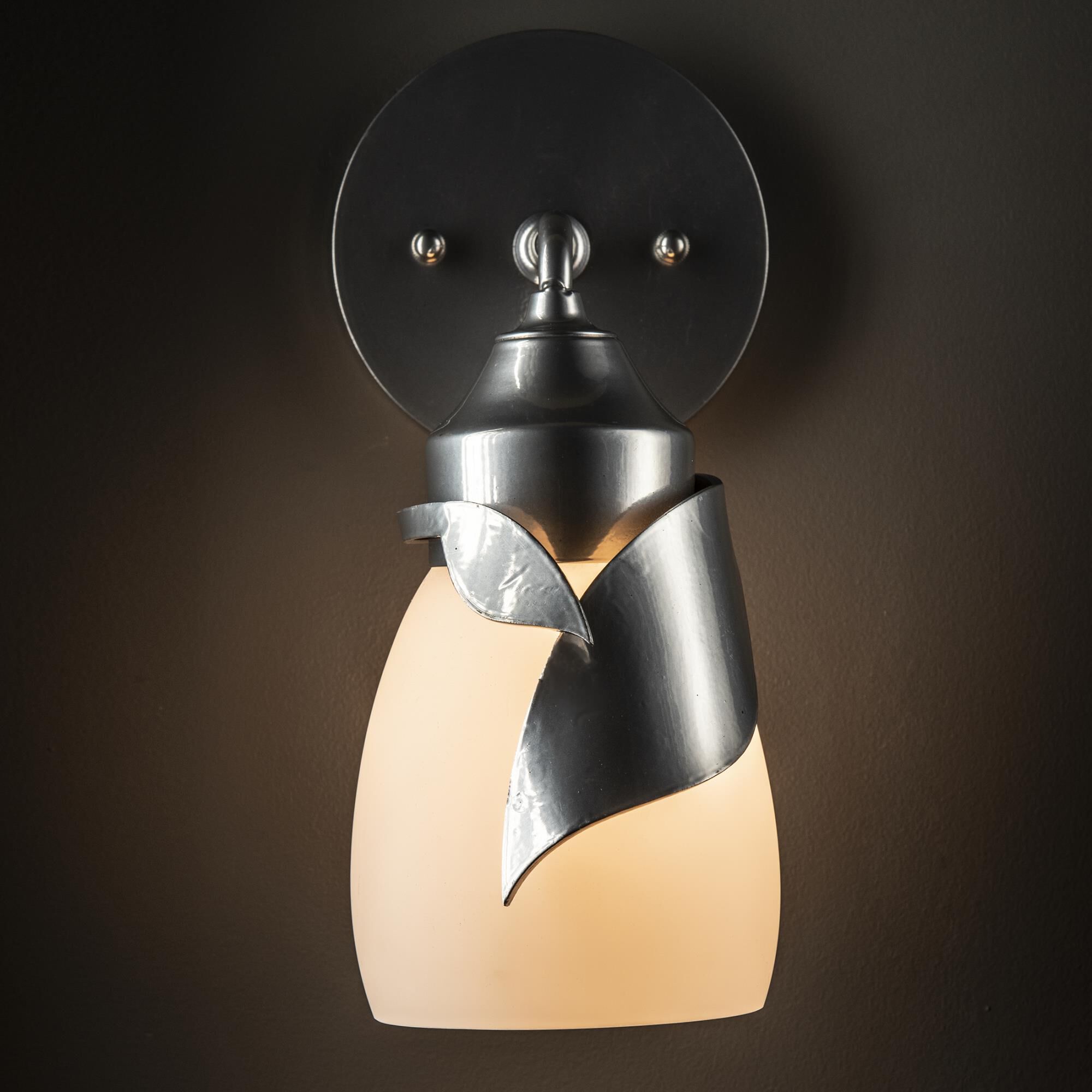 Hubbardton Forge Lapas 10 Inch Wall Sconce