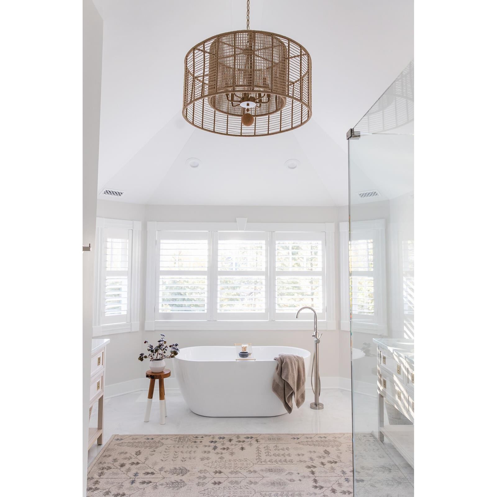 Jayna 31 Inch Chandelier by Crystorama