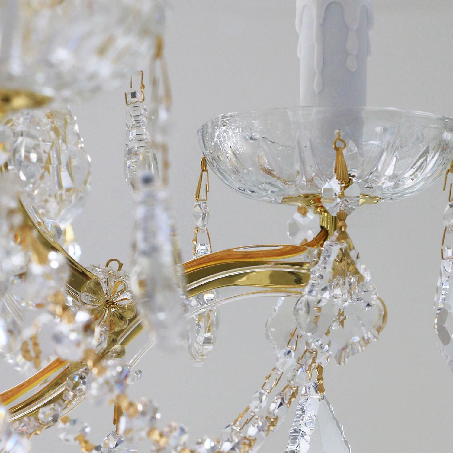 Shown in Gold finish and Swarovski Spectra crystal