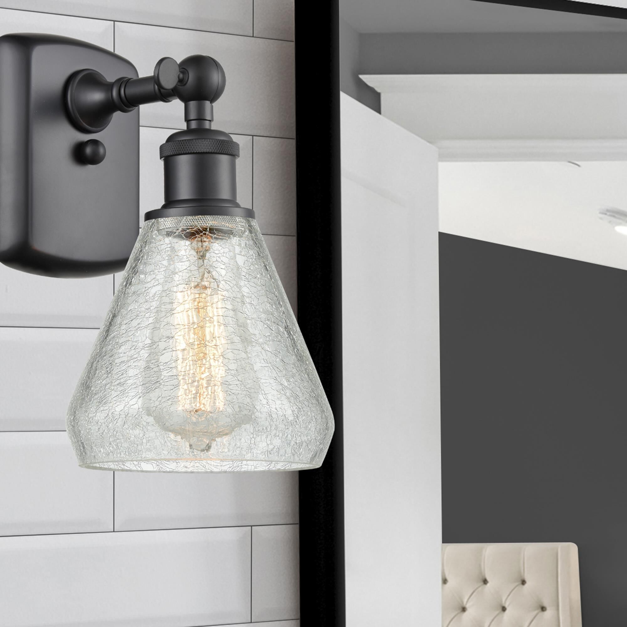 Shown in Matte Black finish and Clear Crackle glass