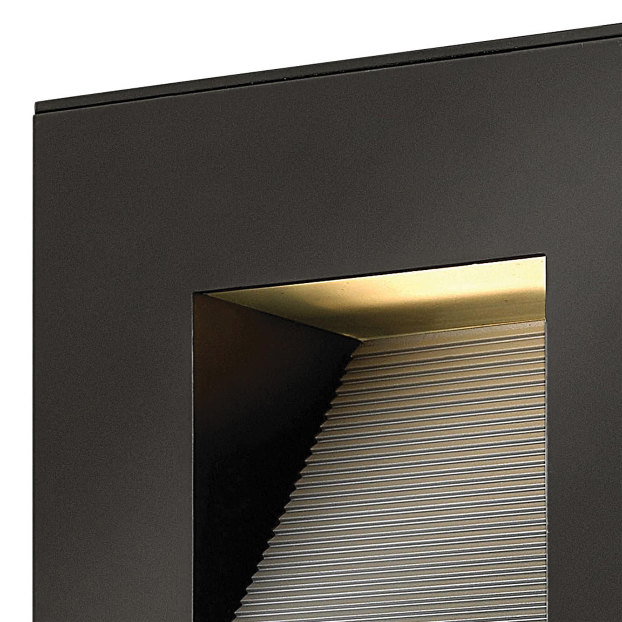 Luna 9 Inch Outdoor Wall Light,
