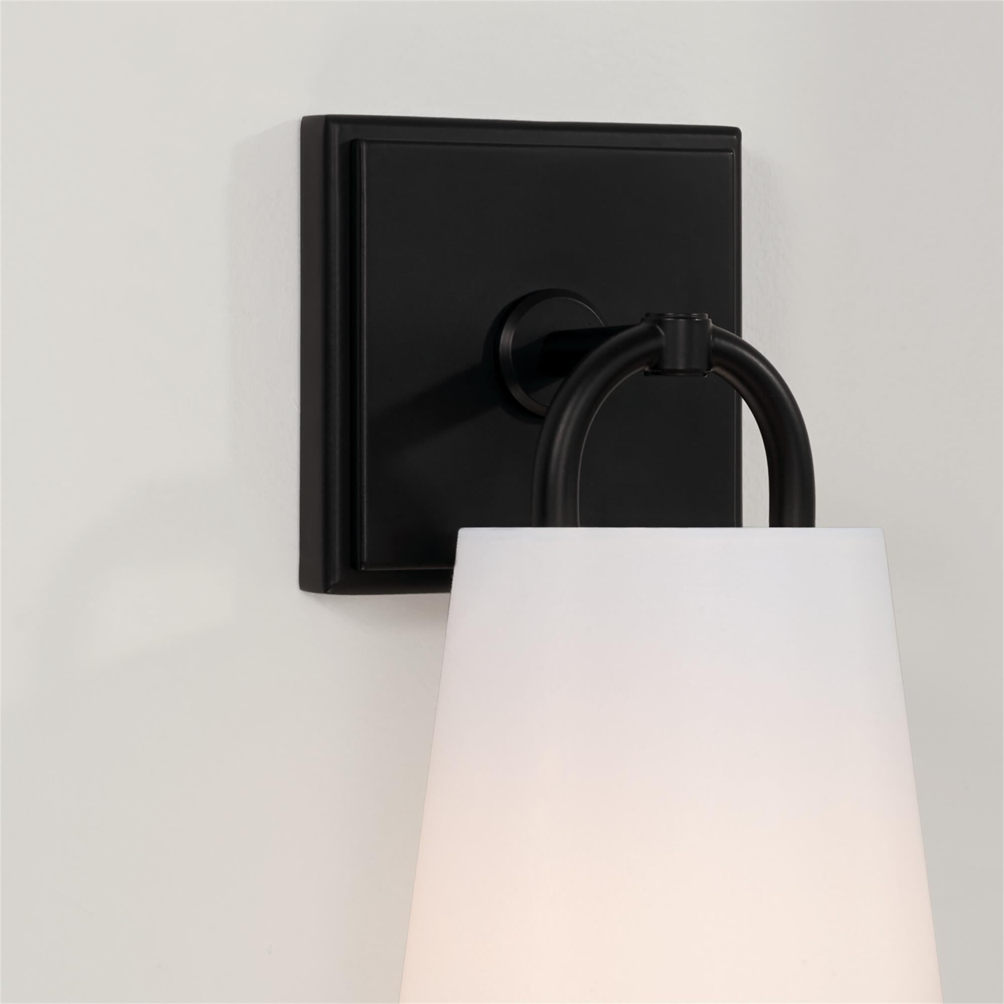 Shown in Matte Black finish and White Fabric shade