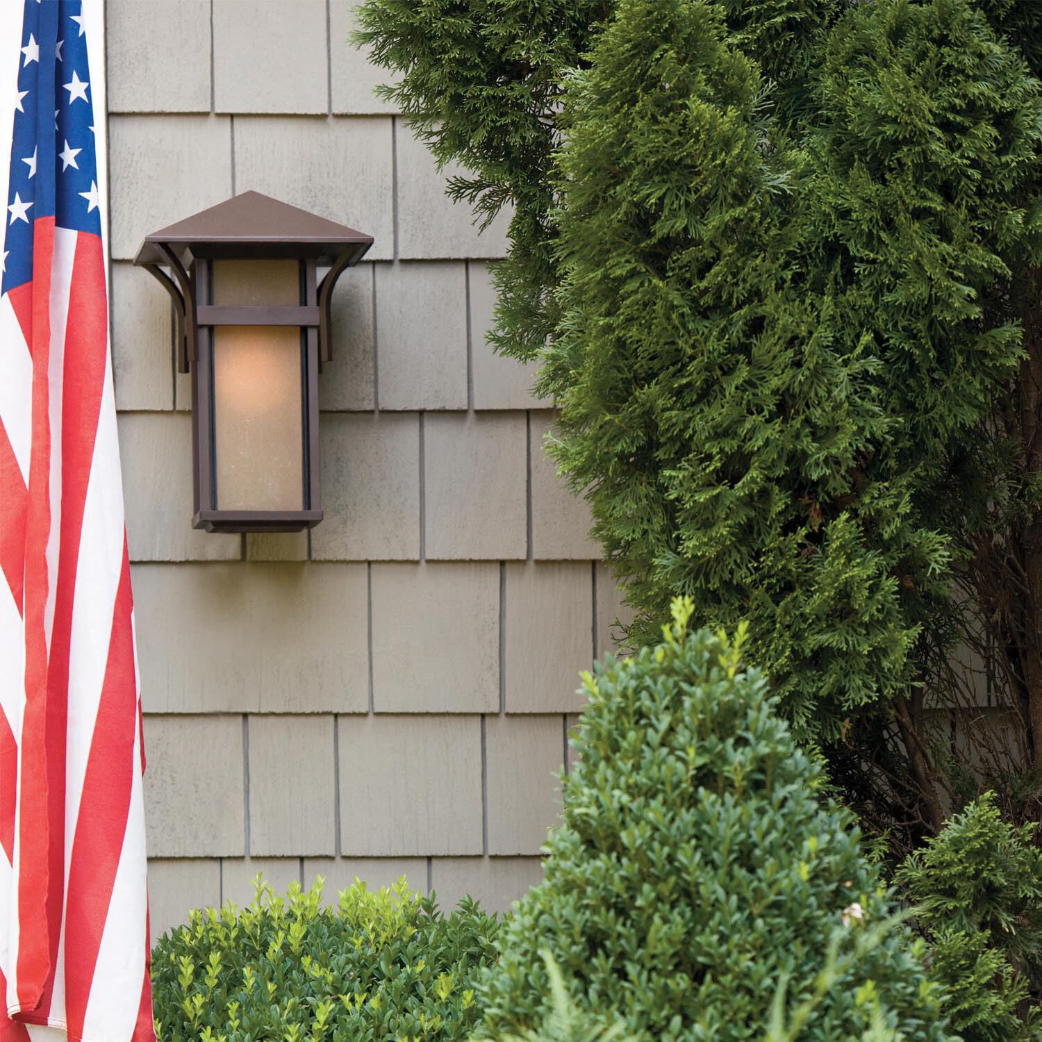 Hinkley Lighting Harbor 20 Inch Tall Outdoor Wall Light