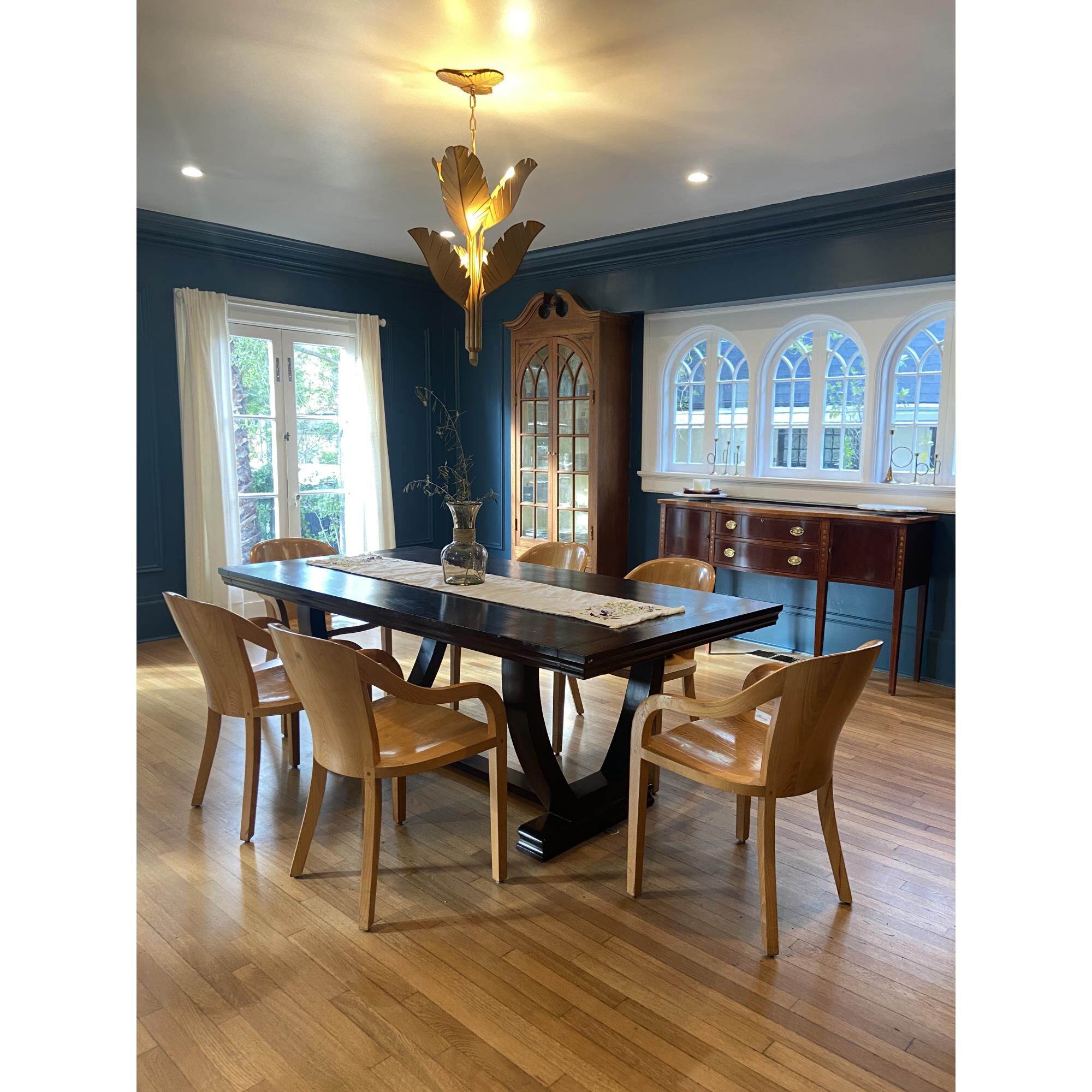 Banana Leaf 25 Inch 6 Light Chandelier by Varaluz