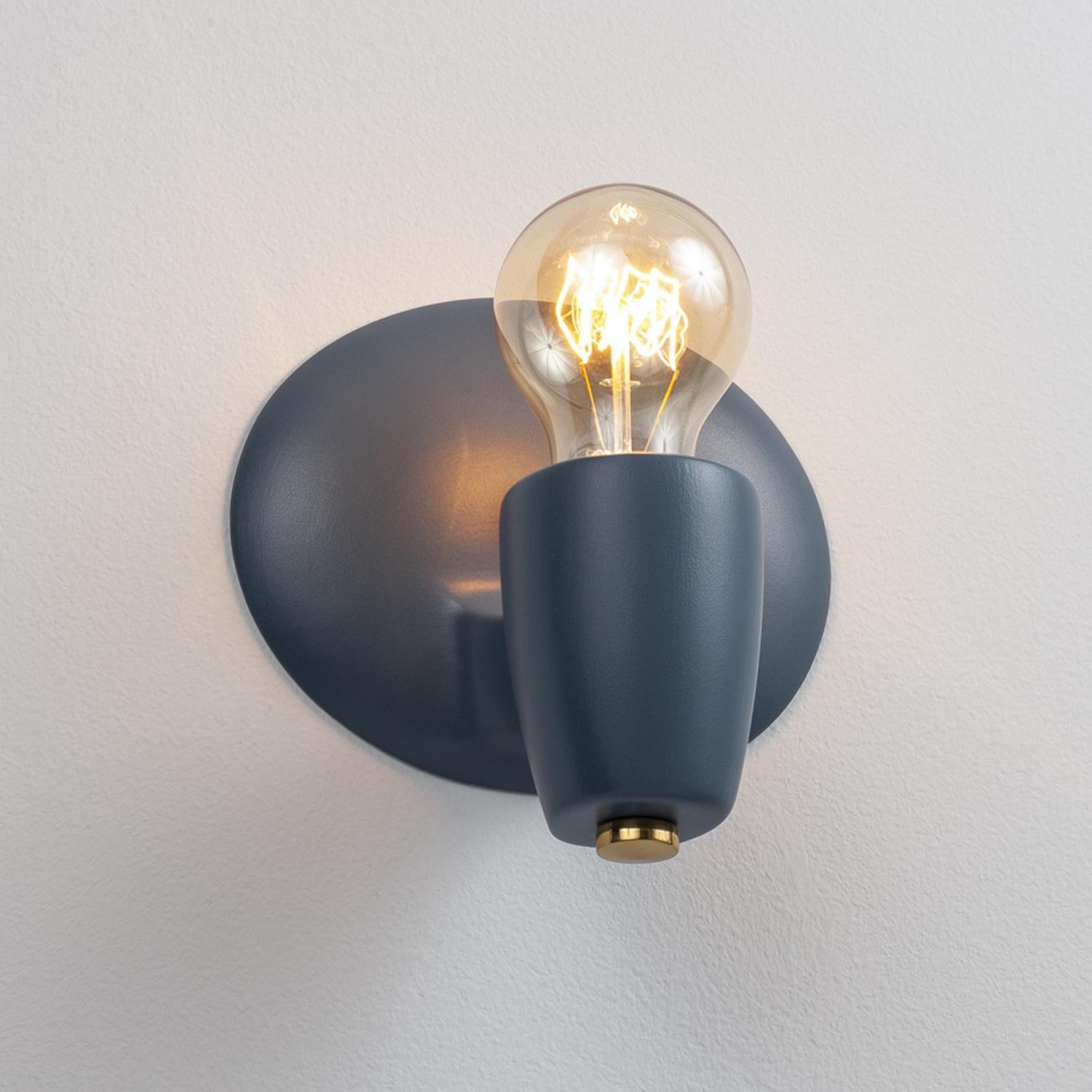 American Classics 6 Inch Wall Sconce by Justice Design Group