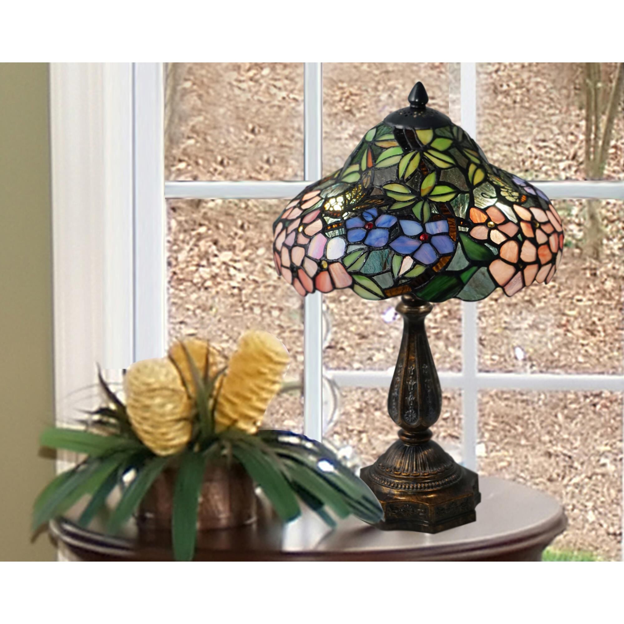 Shown in Fieldstone finish and Hand Rolled Tiffany Art glass