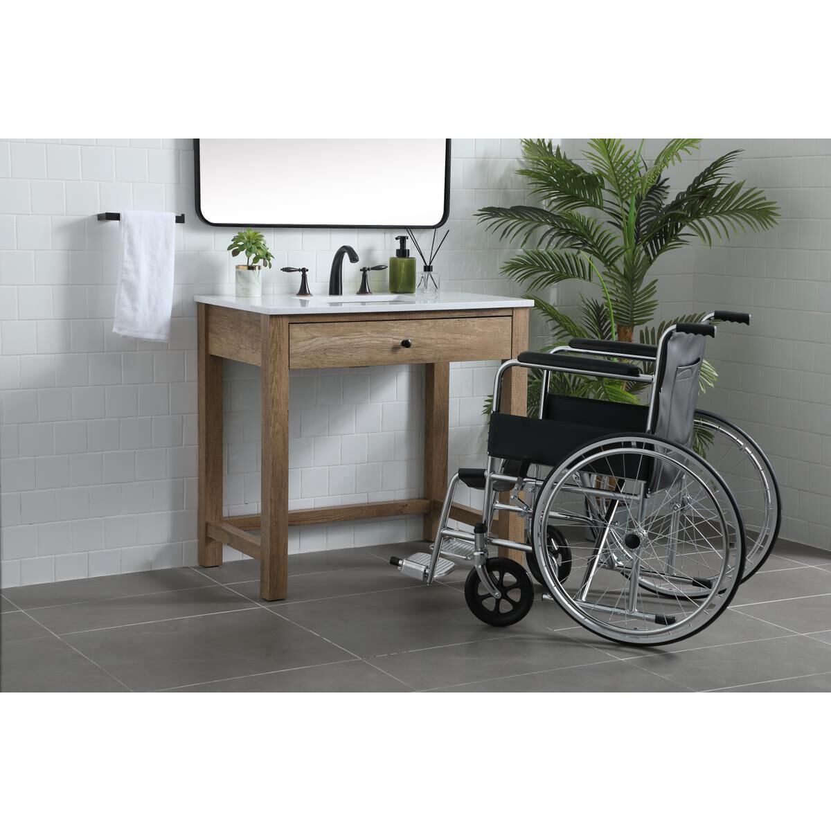 Hudson 36 Inch Bath Vanity by Elegant Decor