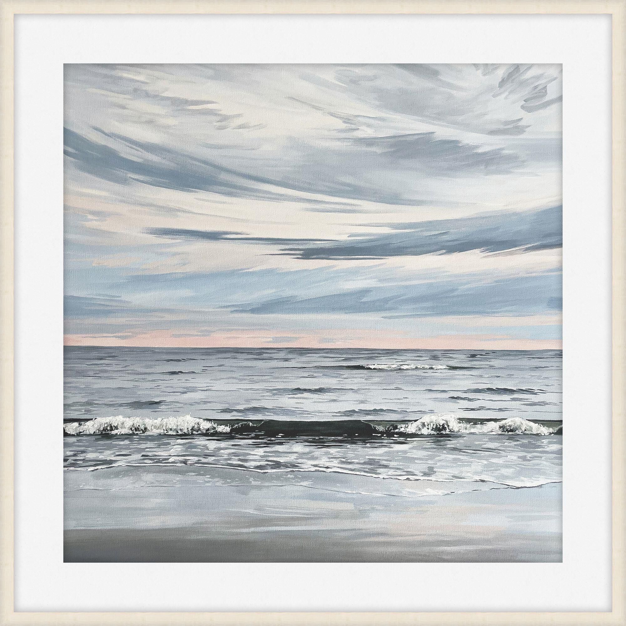 Shown in White and Woodtones finish