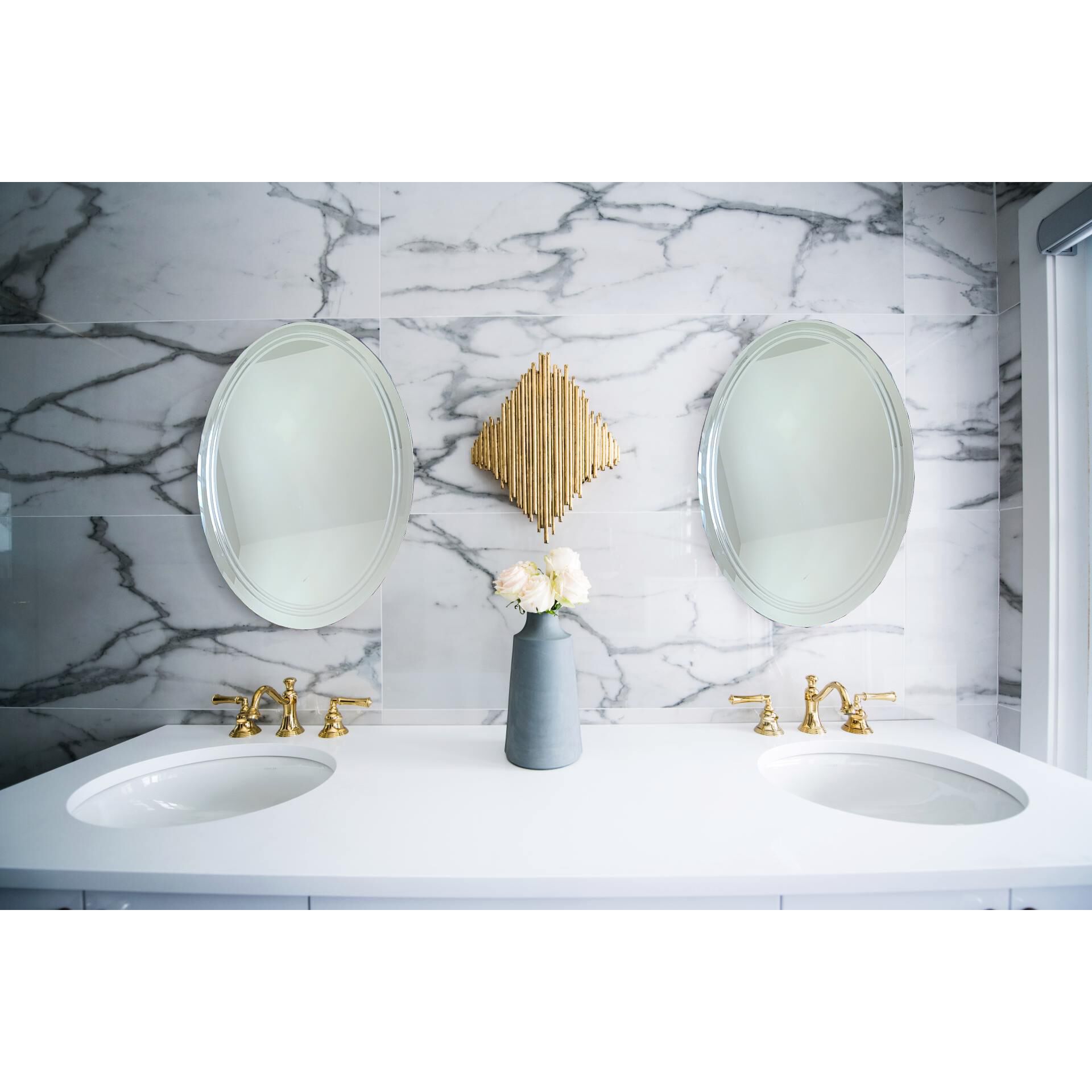 Shown in Mirror finish