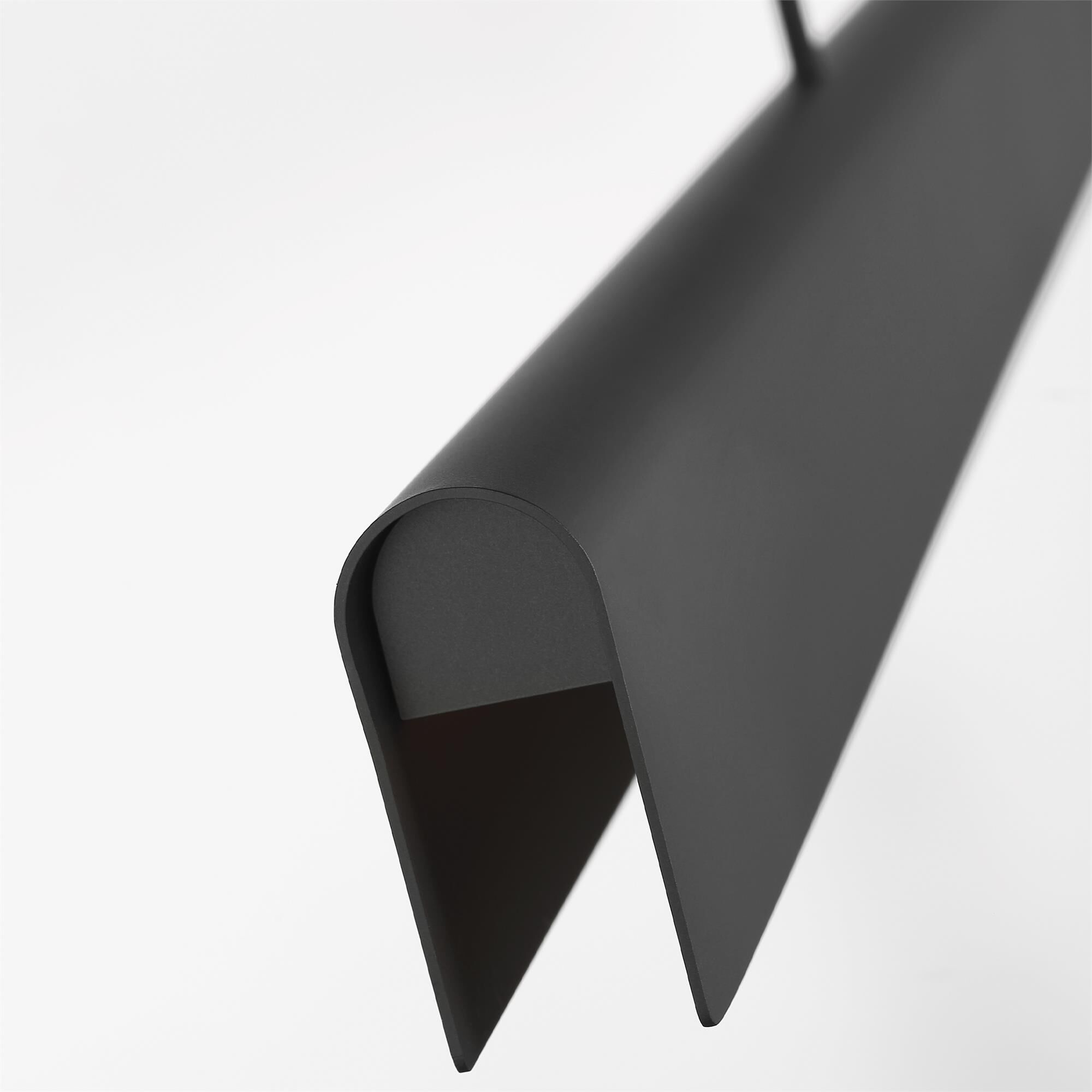 Shown in Nightshade Black finish and Aluminum shade