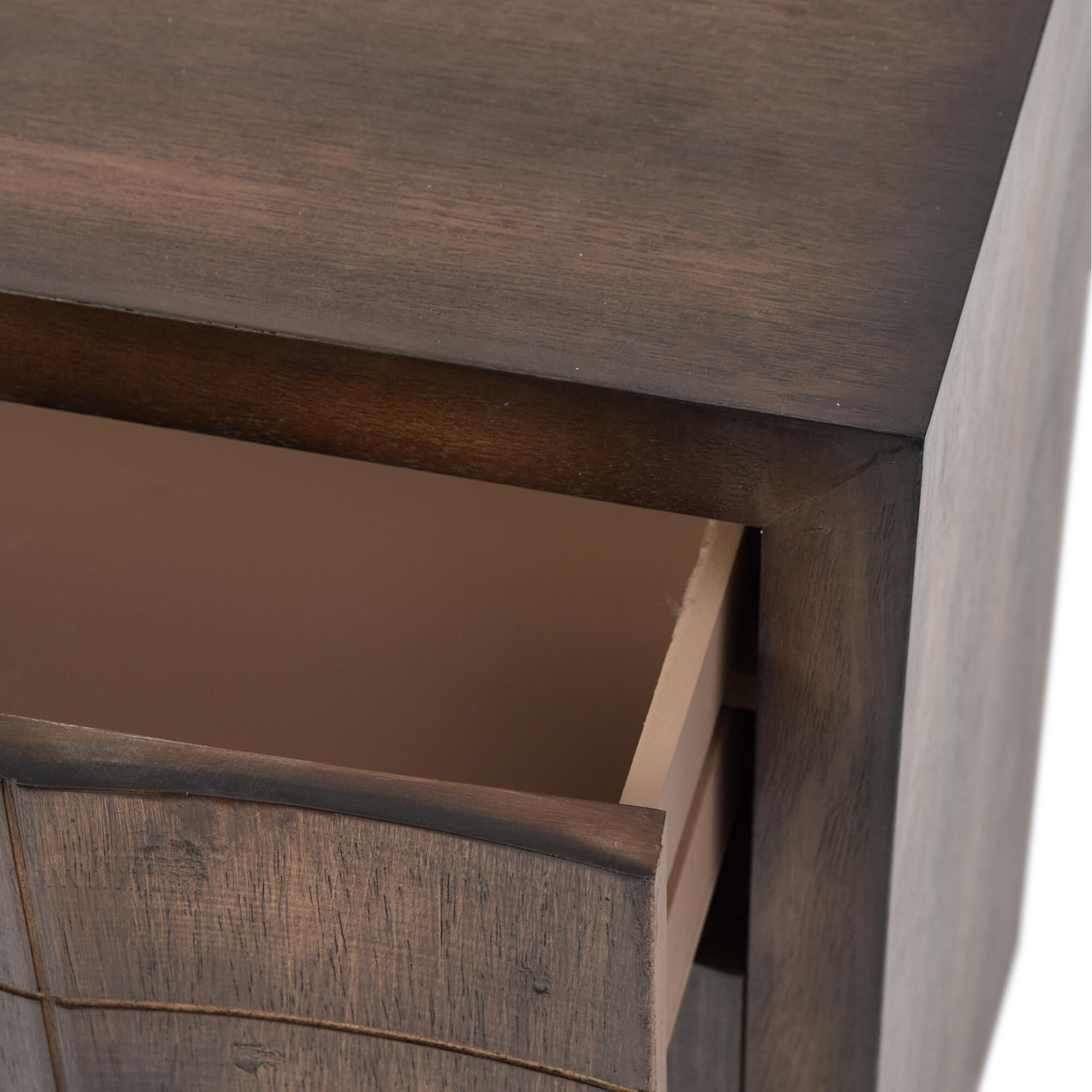 Shown in Espresso Walnut Noir finish