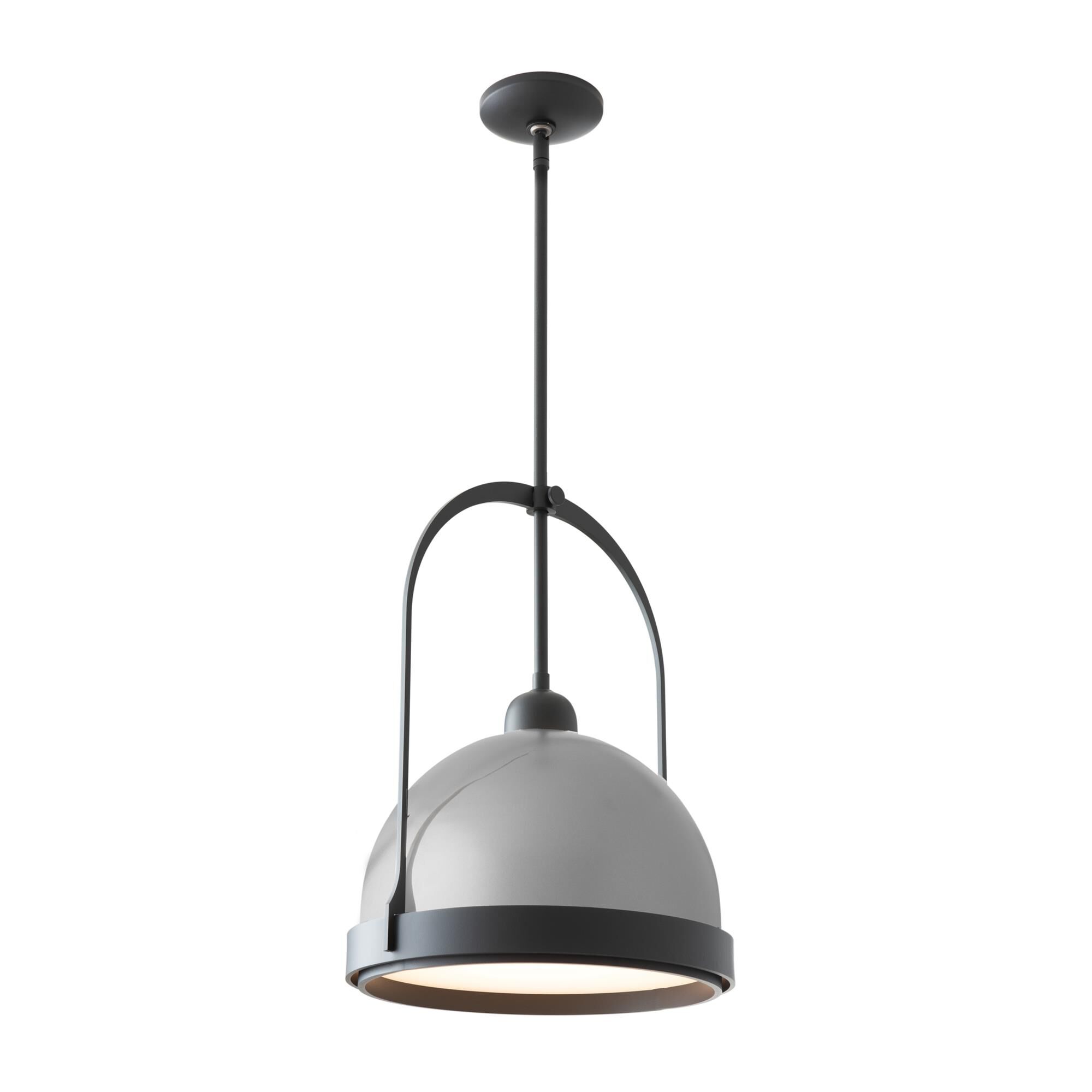 Shown in Black finish and Vintage Platinum accent