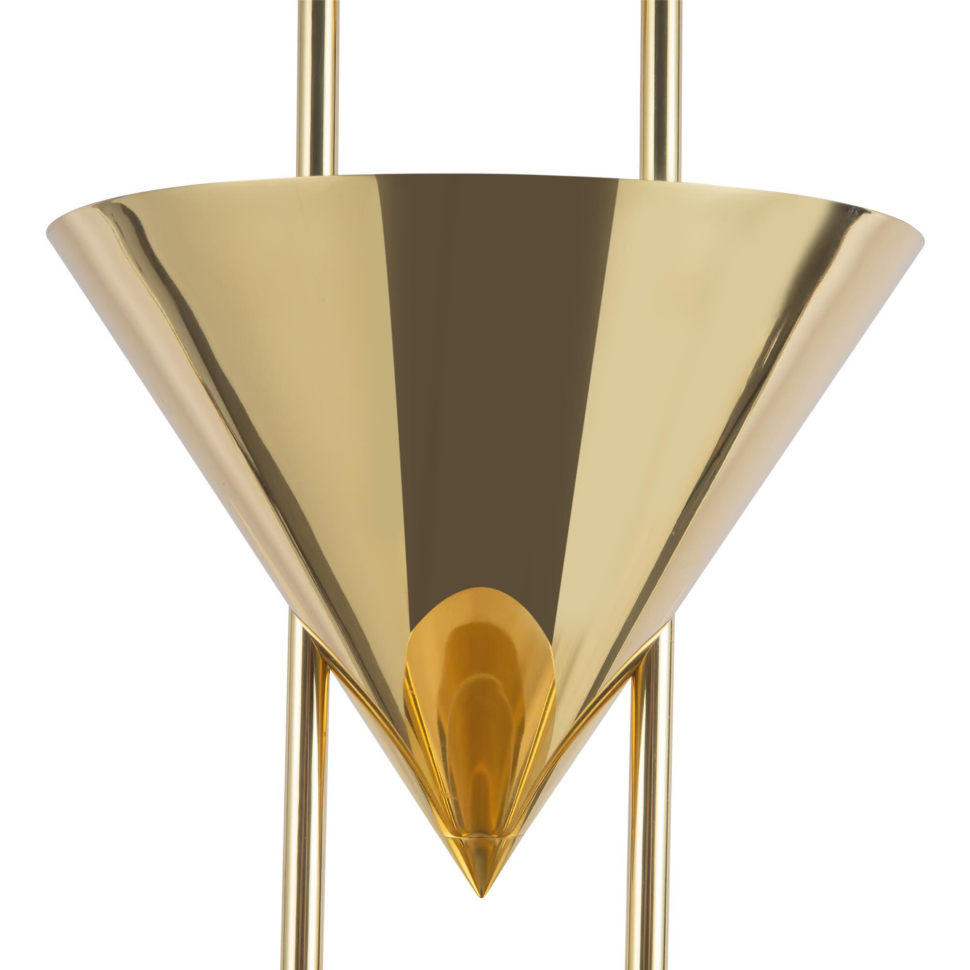 Shown in Patina Brass finish and Brass shade