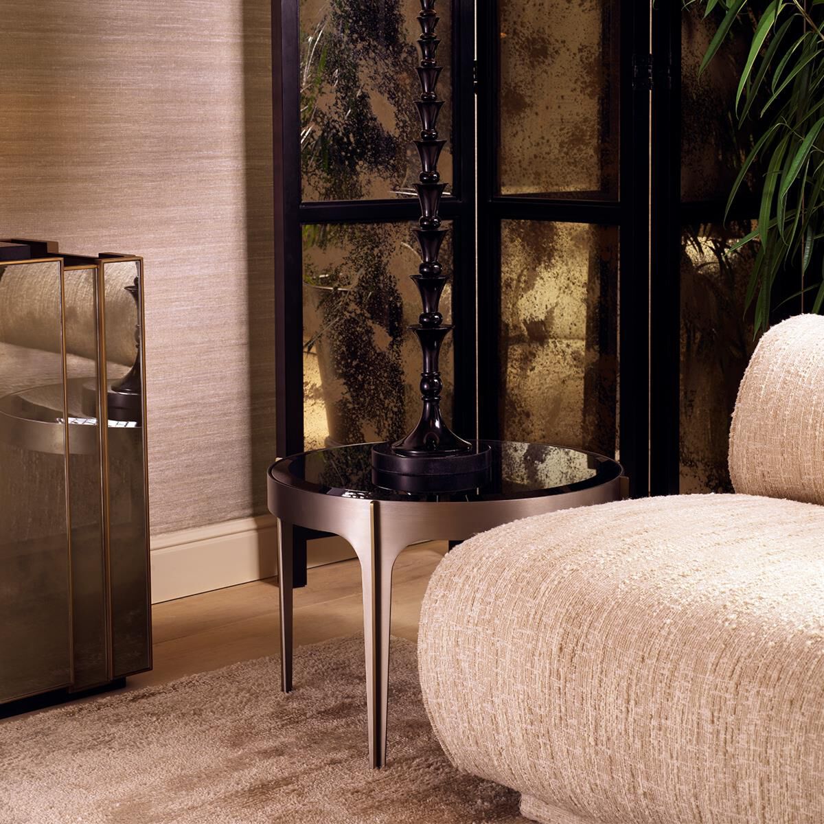Shown in Bronze, Brushed Brass, Black Beveled Glass finish