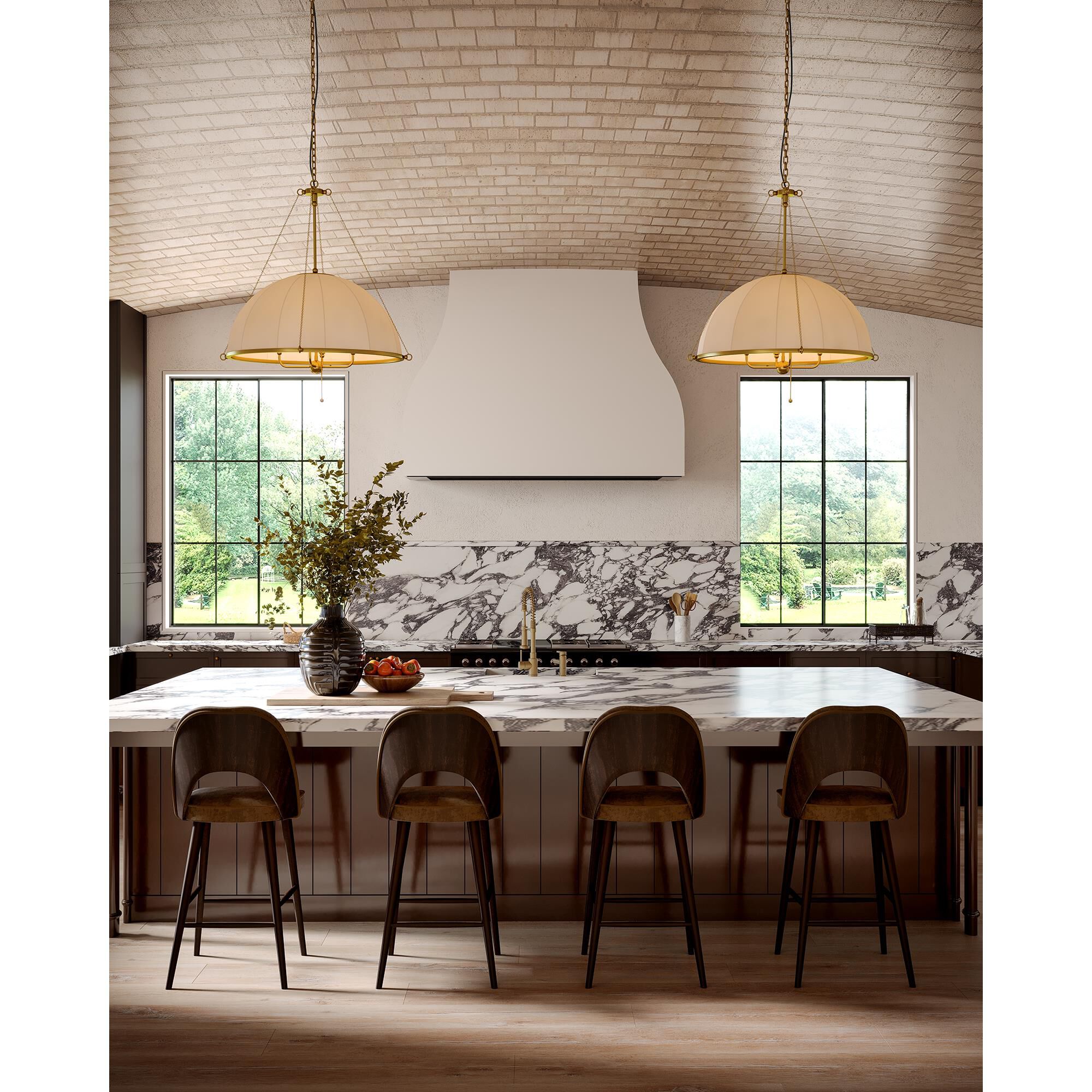 Shown in Brushed Gold finish and Spandex shade