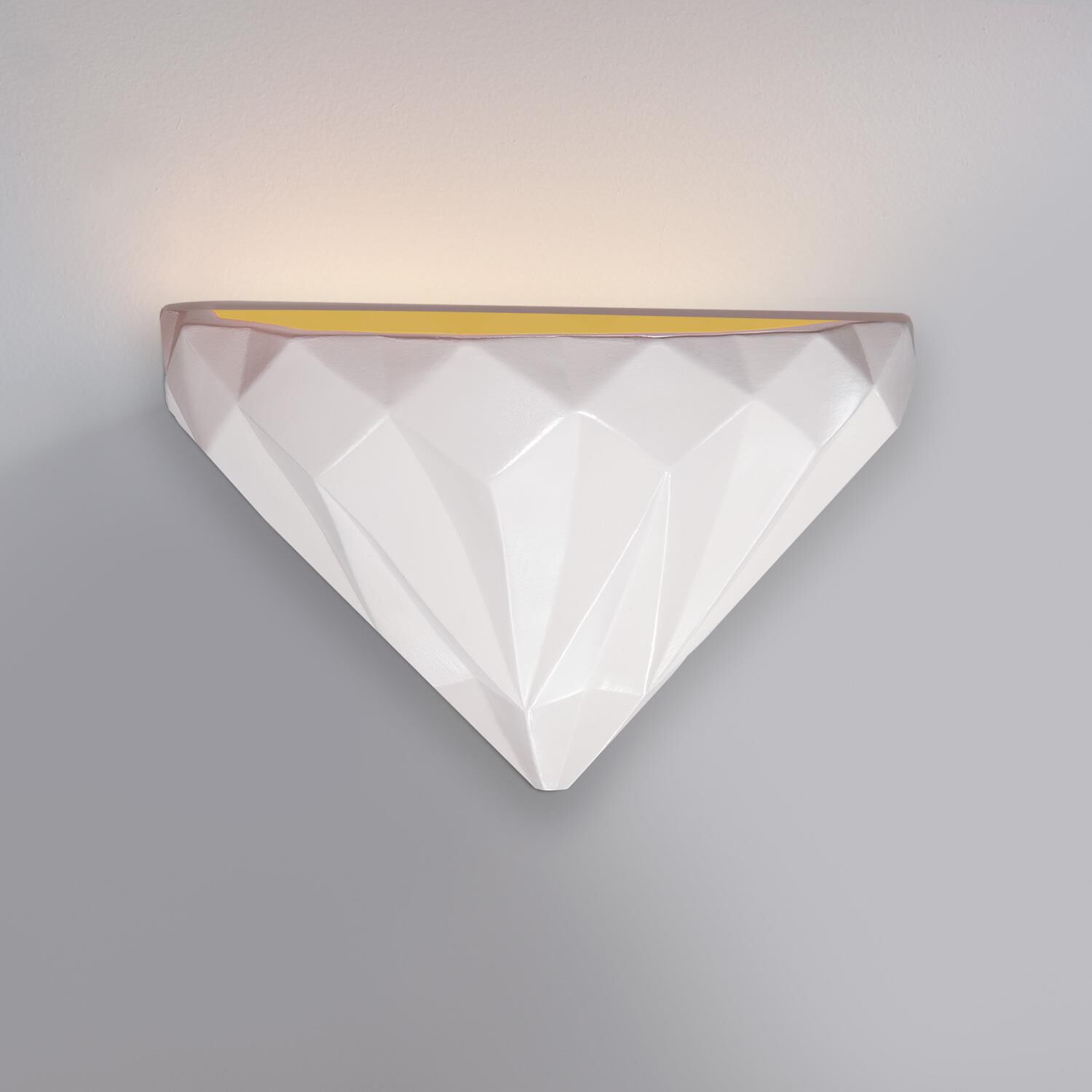 Shown in Matte White/Champagne Gold finish and Matte White/Champagne Gold Ceramic shade