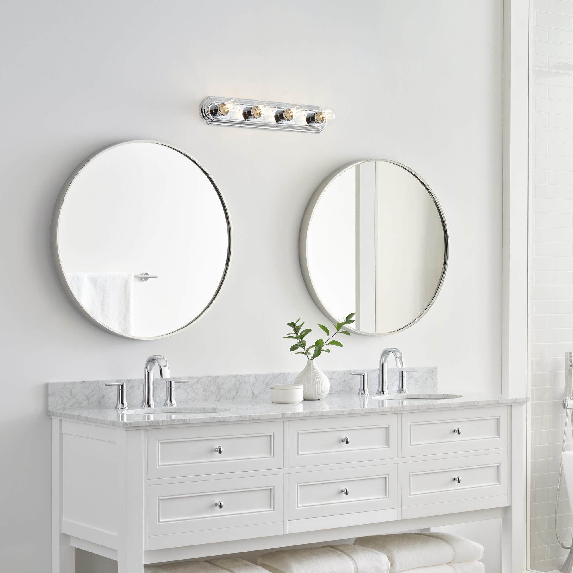 De-Lovely 24 Inch 4 Light Bath Vanity Light by Generation Lighting