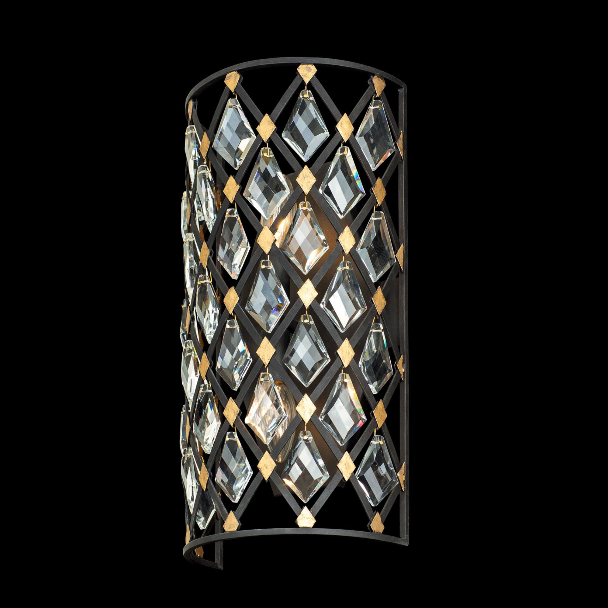 Windsor 17 Inch Wall Sconce by Varaluz