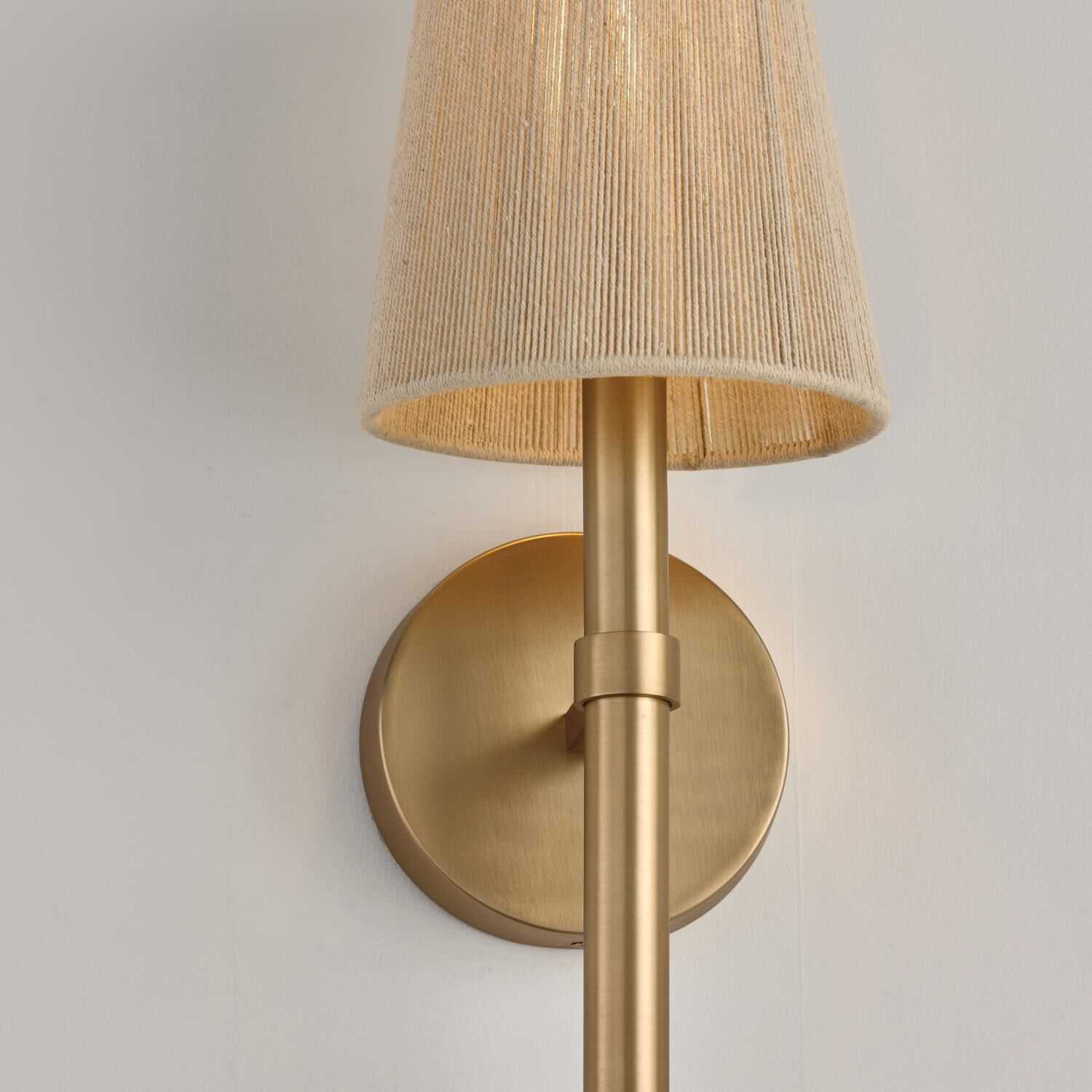 Shown in Matte Brass finish and Bleached Natural Rope shade