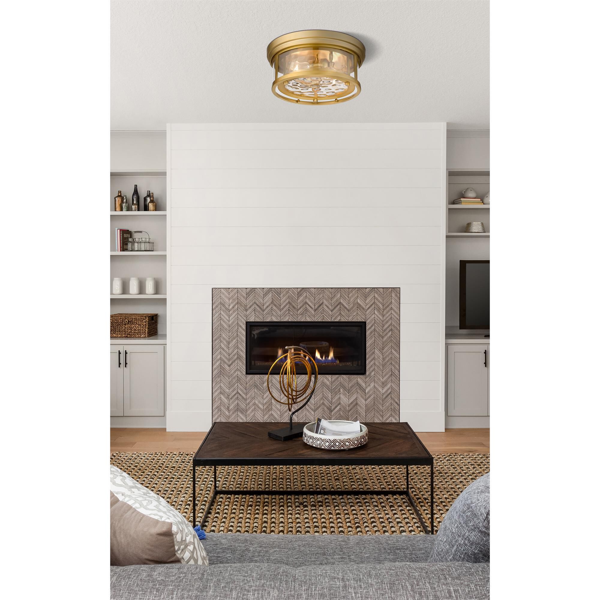 Shown in Olde Brass finish and Inner Clear Water and Outer Clear glass and No Shade shade