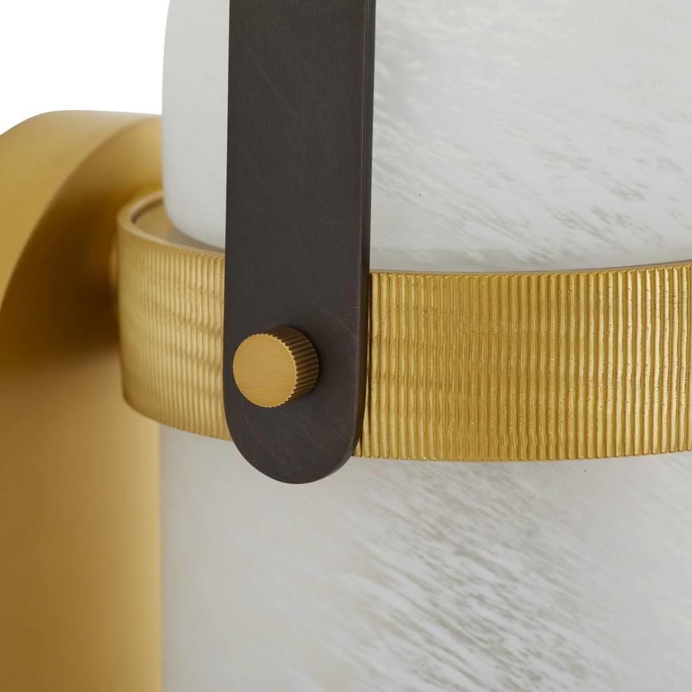 Shown in Swirl finish