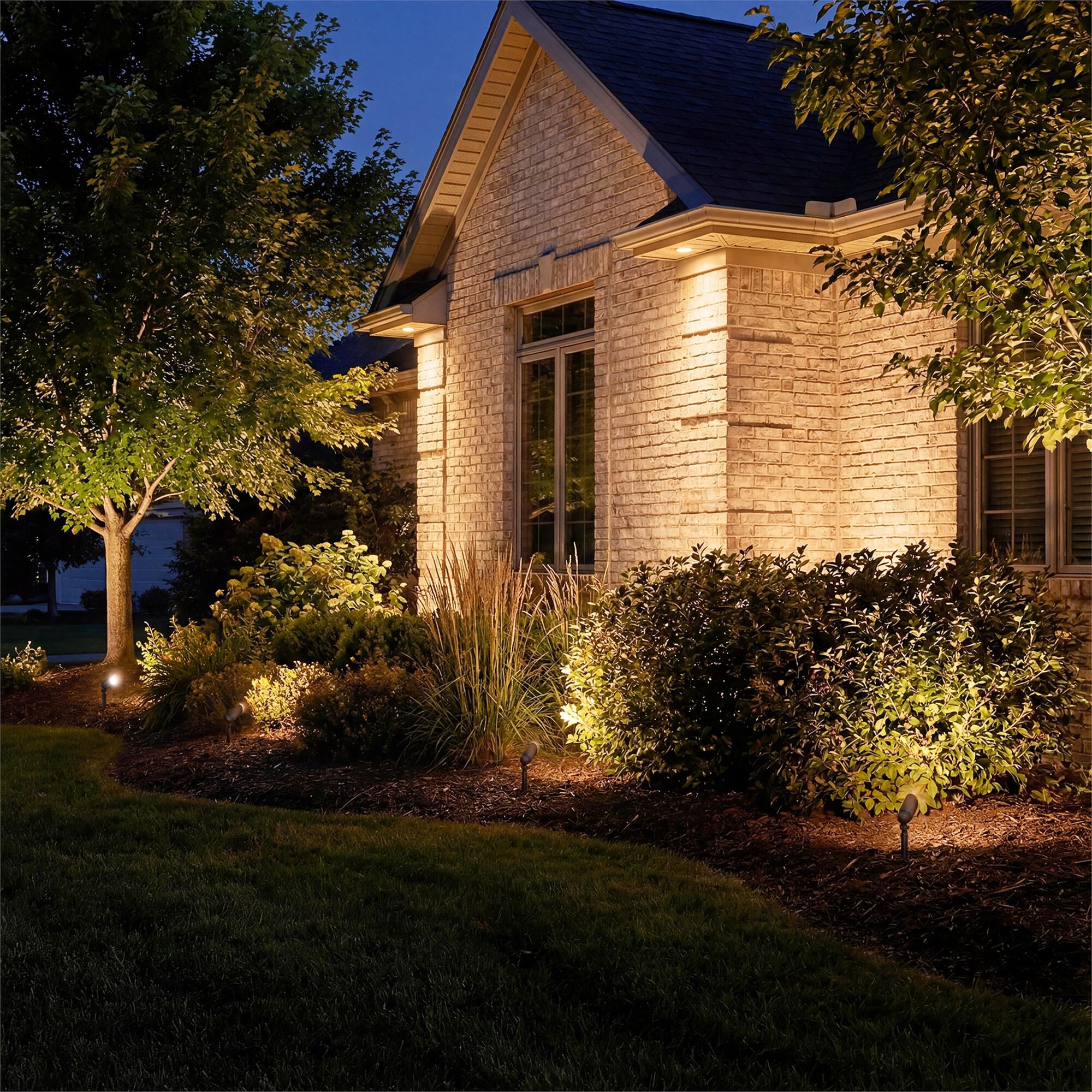 Shown in Centennial Brass finish and Clear Tempered Soda Lime glass