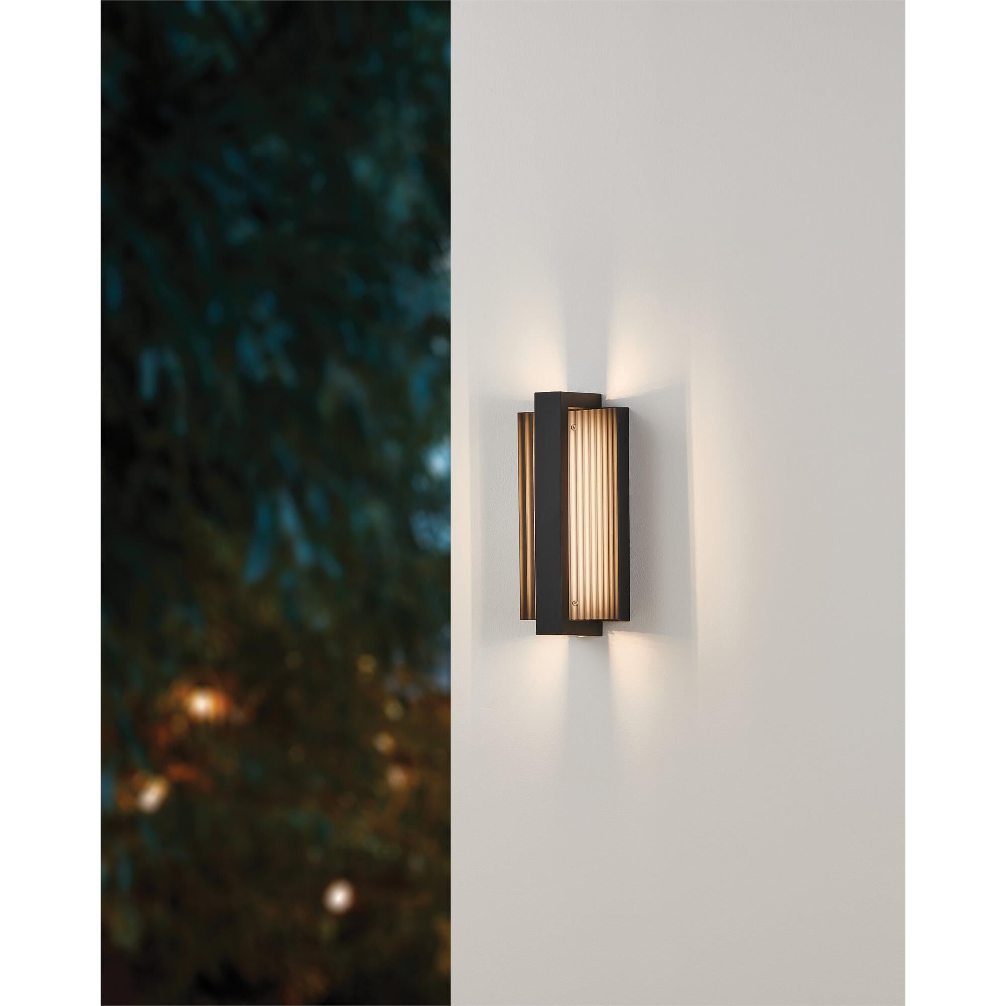 Shown in Matte Black finish and Clear Polycarbonate glass