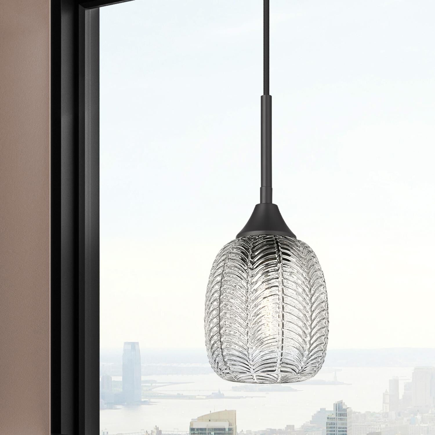 Shown in Matte Black finish and Clear glass