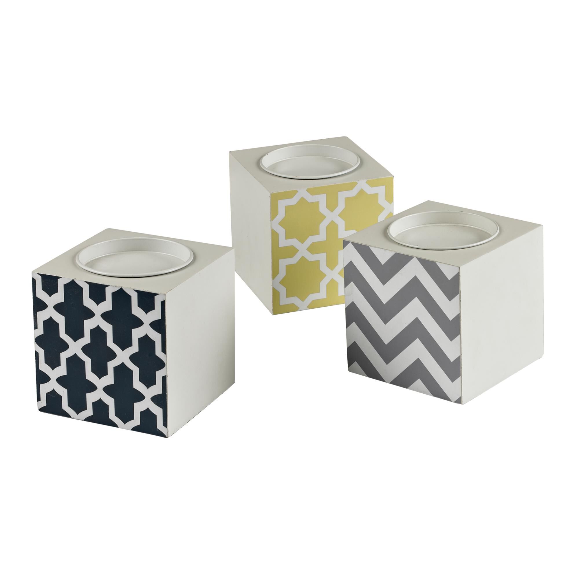 Shown in Off White with Chevron Print finish 