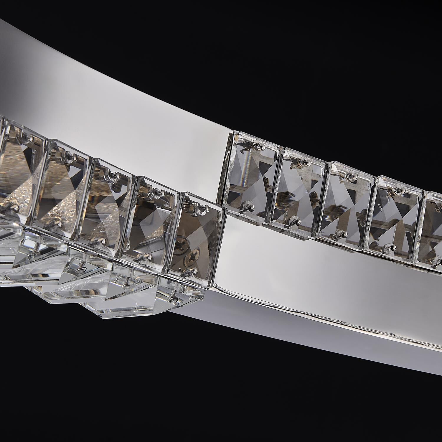 Shown in Polished Chrome finish and Firenze Clear crystal