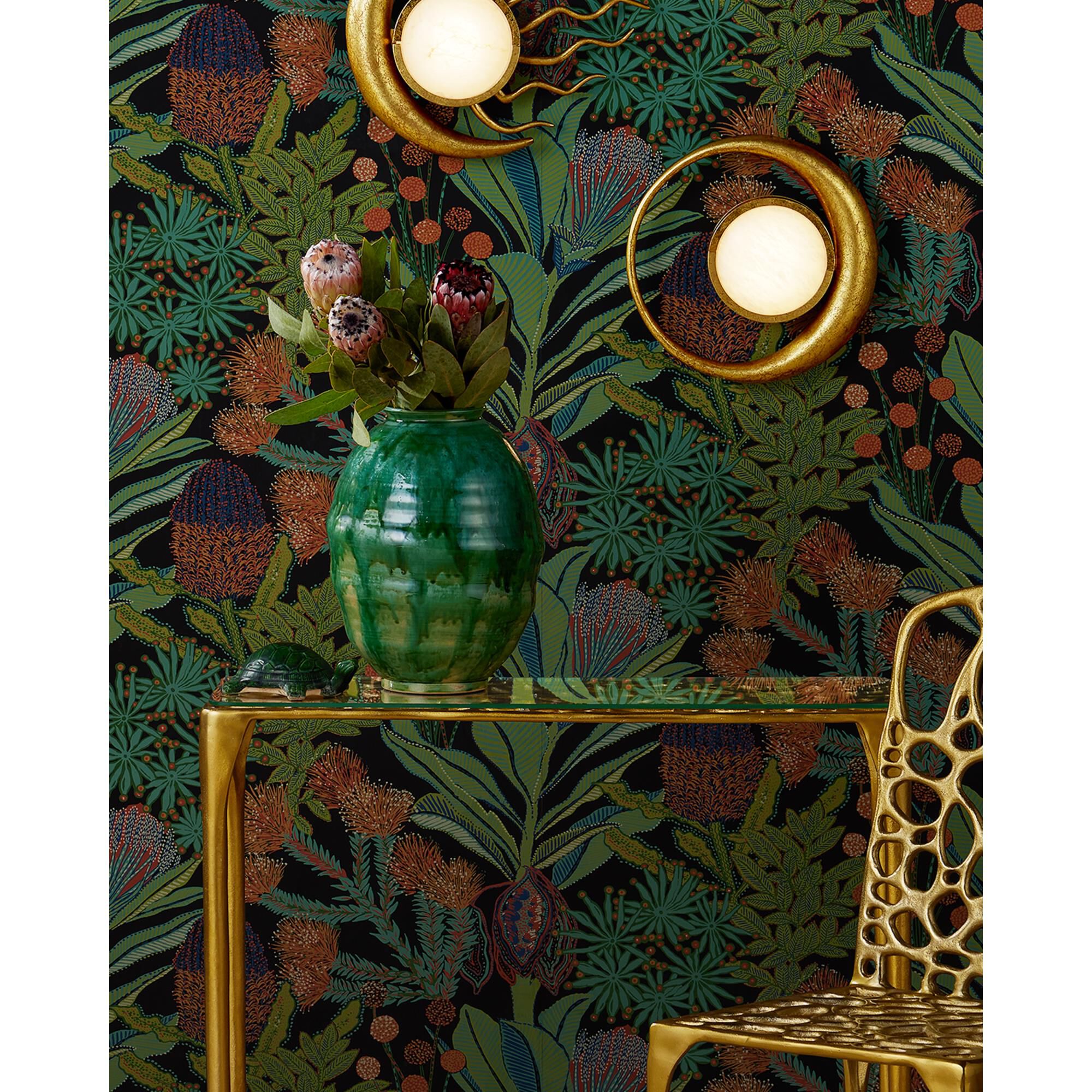 Shown in Antique Green and Off-White finish