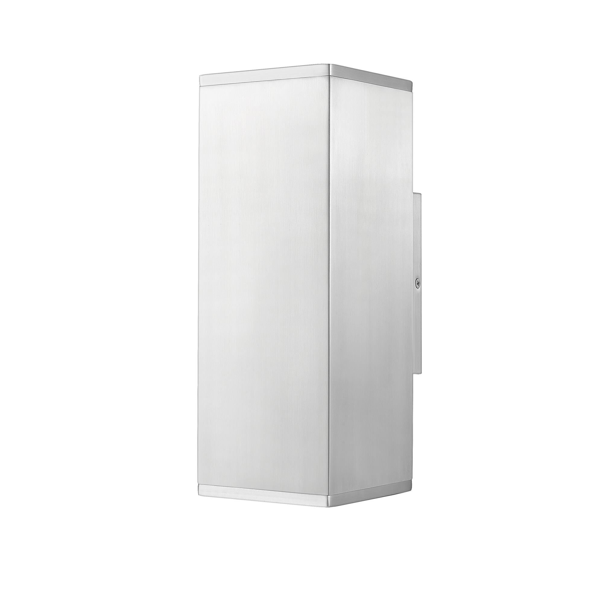 Shown in Aluminum finish and Frosted glass