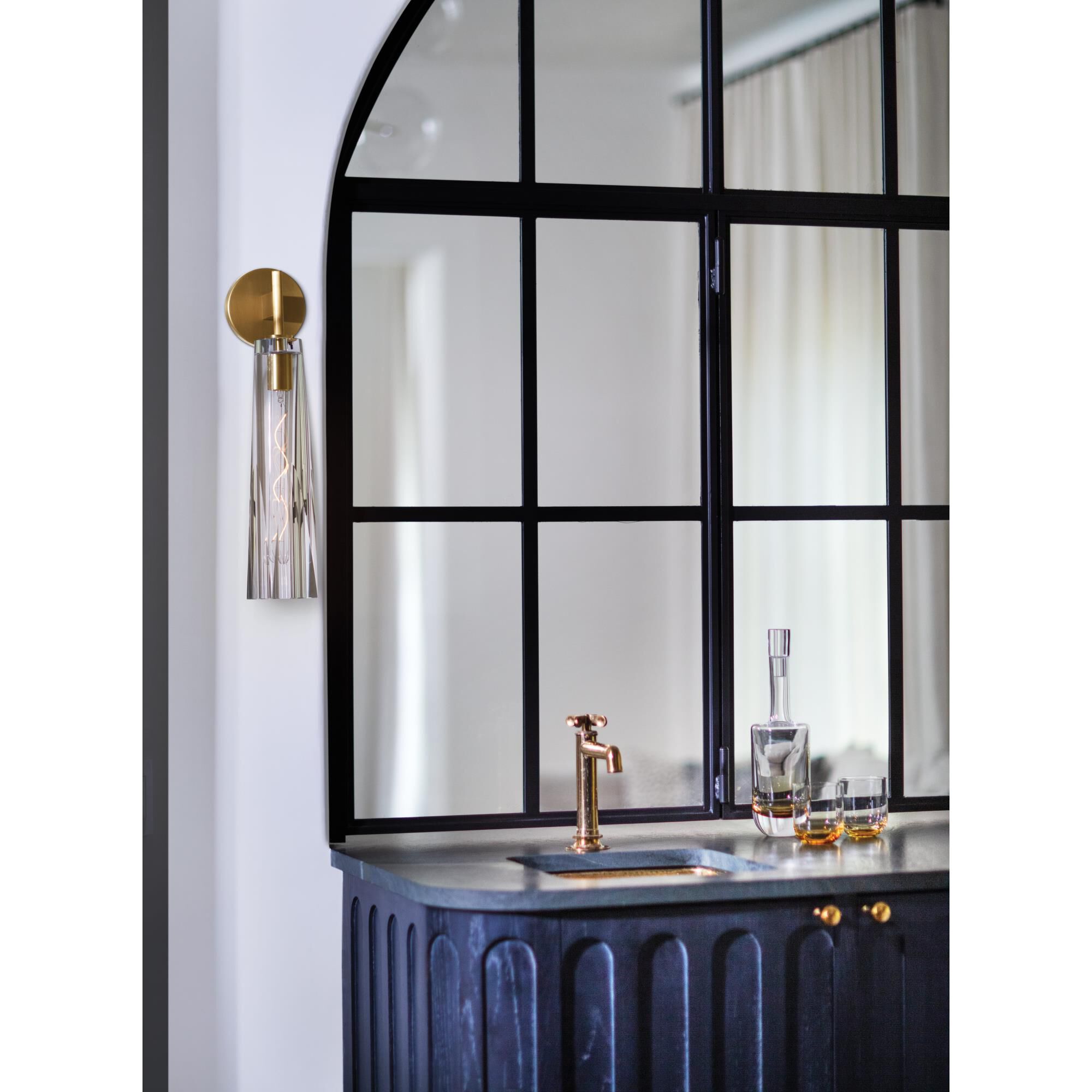 Shown in Heritage Brass finish and Clear Crystal glass