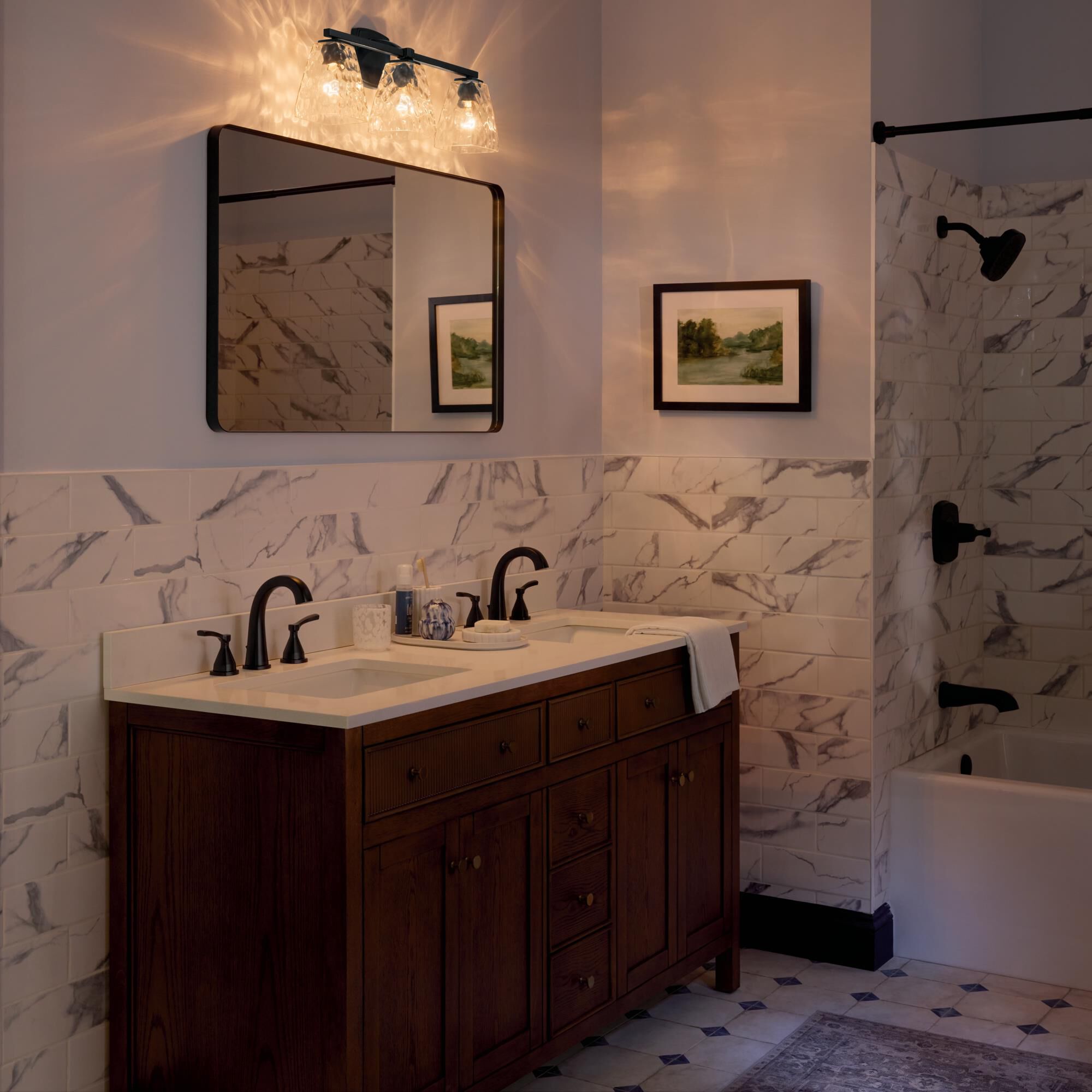 Shown in Black finish and Clear Water glass